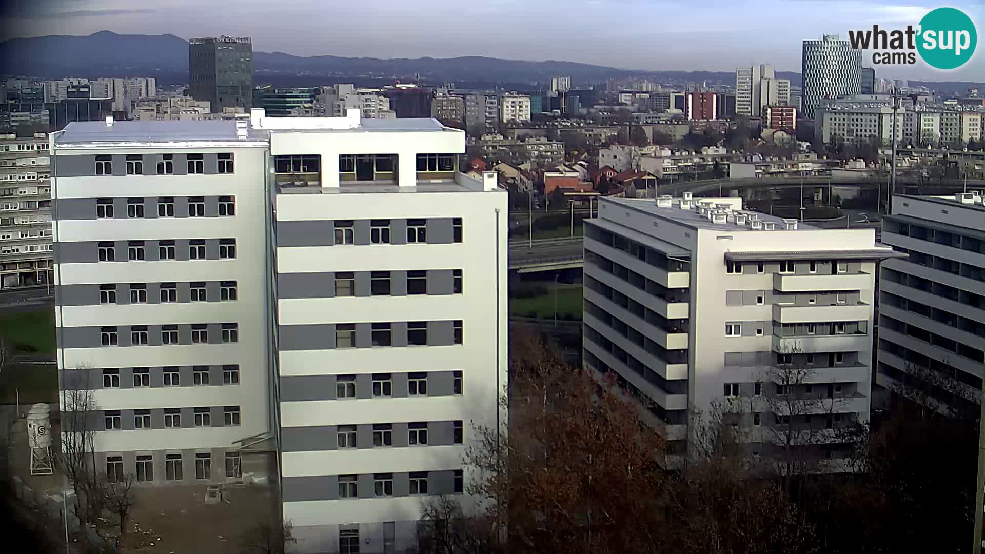 Rotatoria e incrocio viale Slavonska e Marin Držić  – webcam di Zagabria