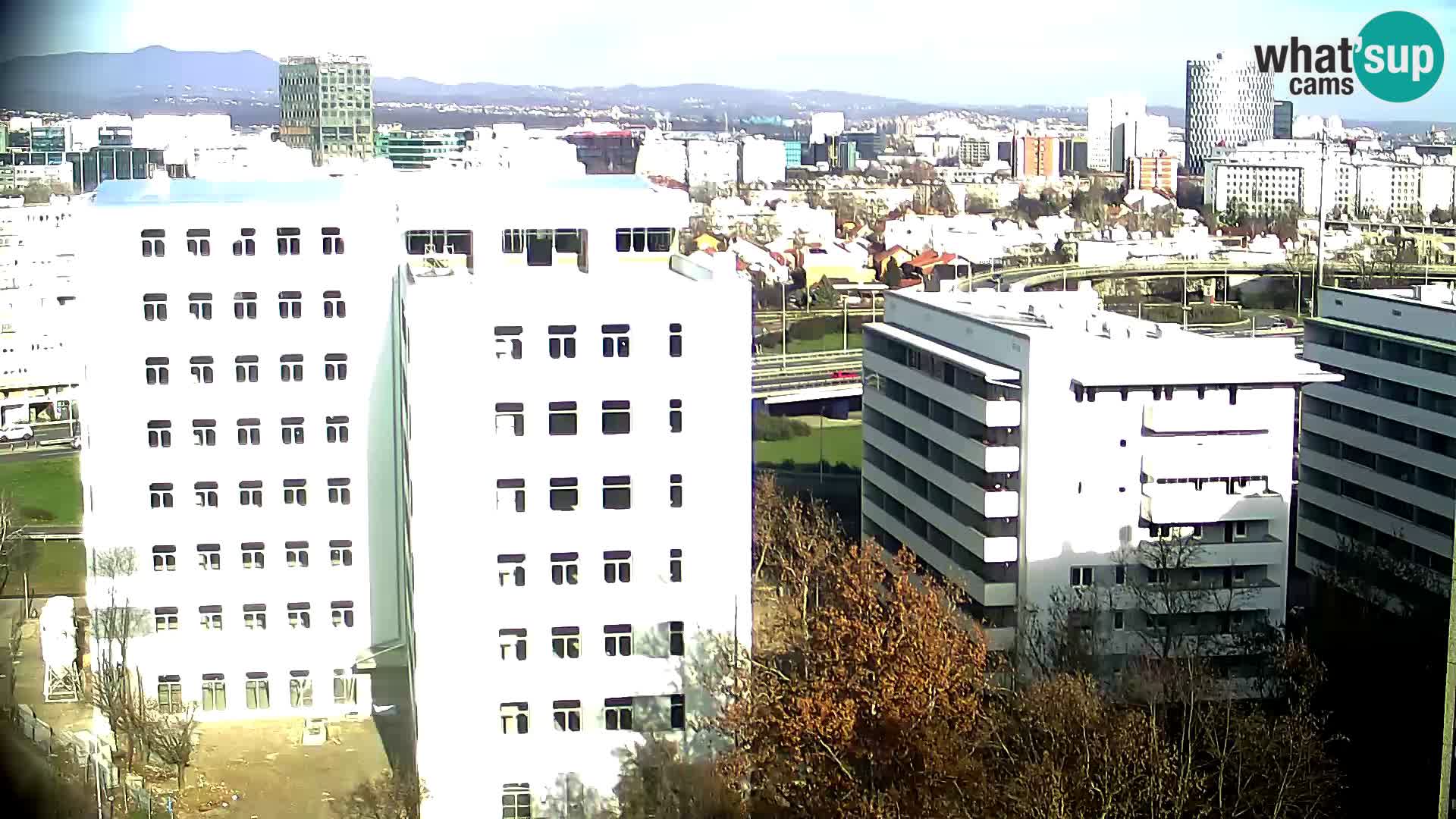 Live Interchange of Slavonska Avenue and Marin Držić Avenue in Zagreb webcam