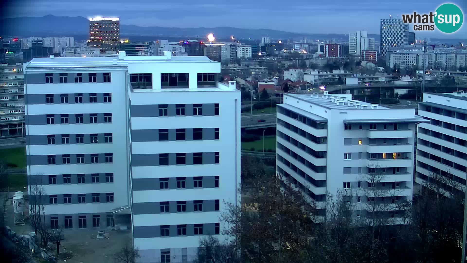 Rotatoria e incrocio viale Slavonska e Marin Držić  – webcam di Zagabria