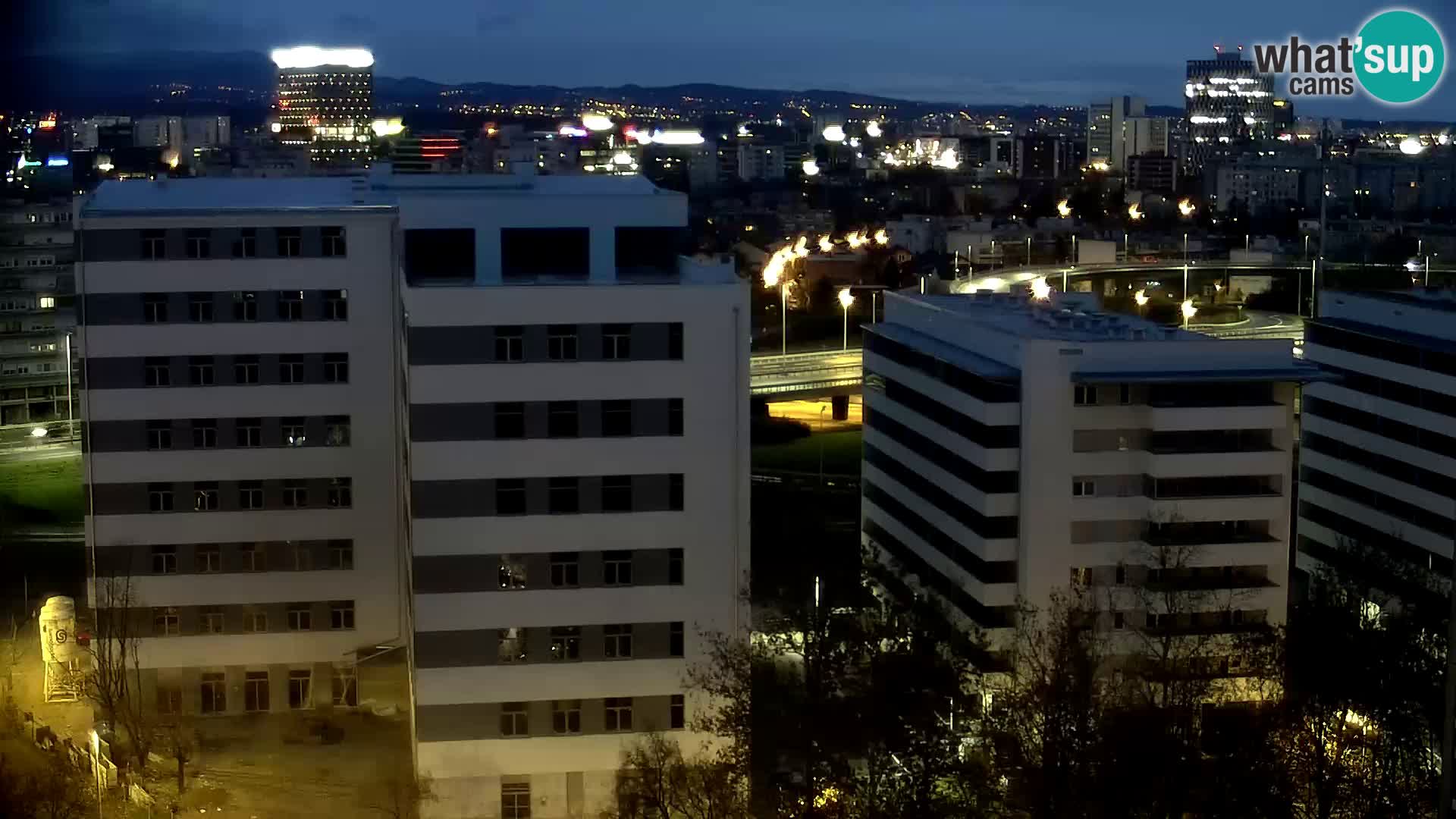 Live Interchange of Slavonska Avenue and Marin Držić Avenue in Zagreb webcam