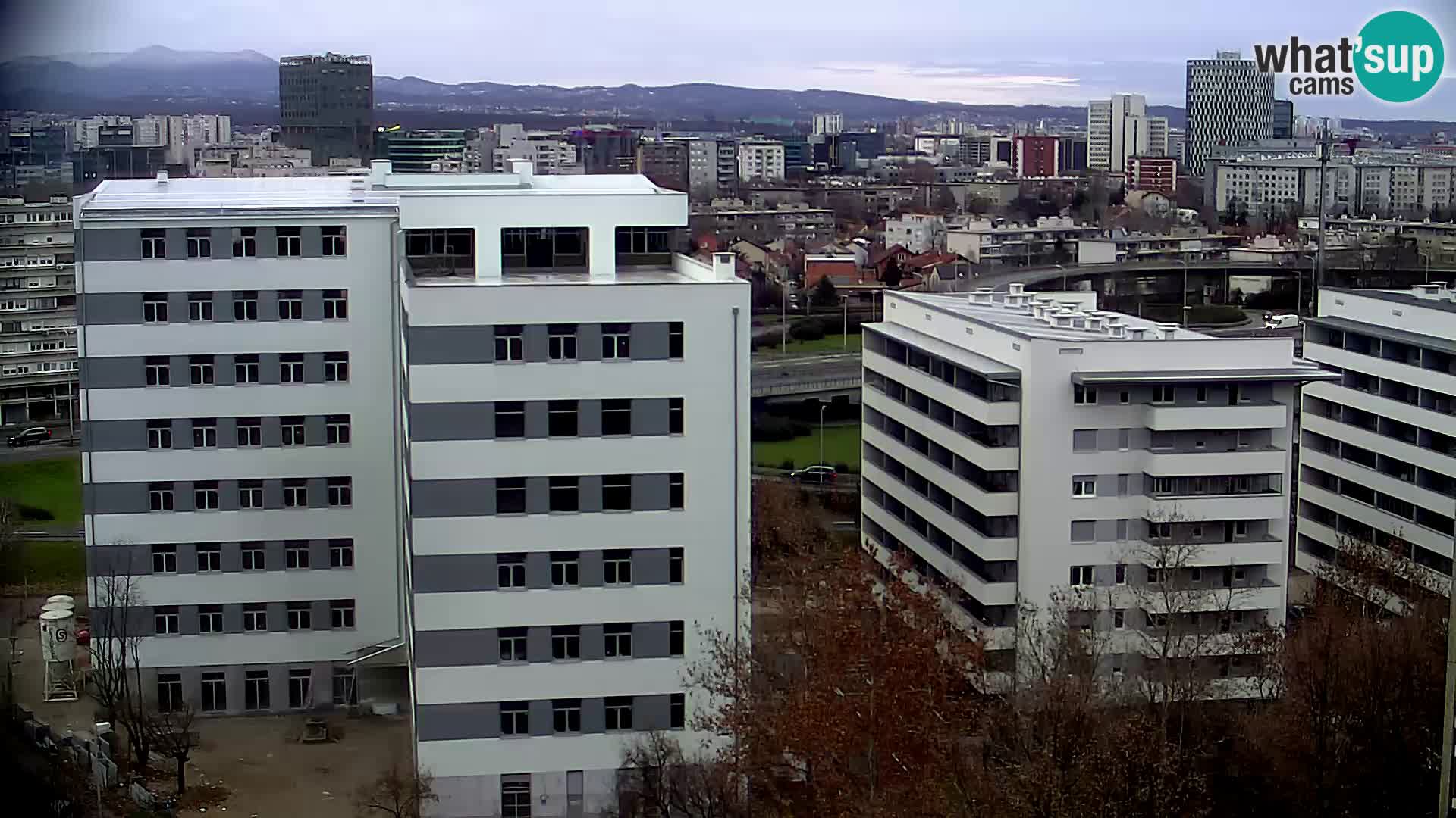 Live Interchange of Slavonska Avenue and Marin Držić Avenue in Zagreb webcam