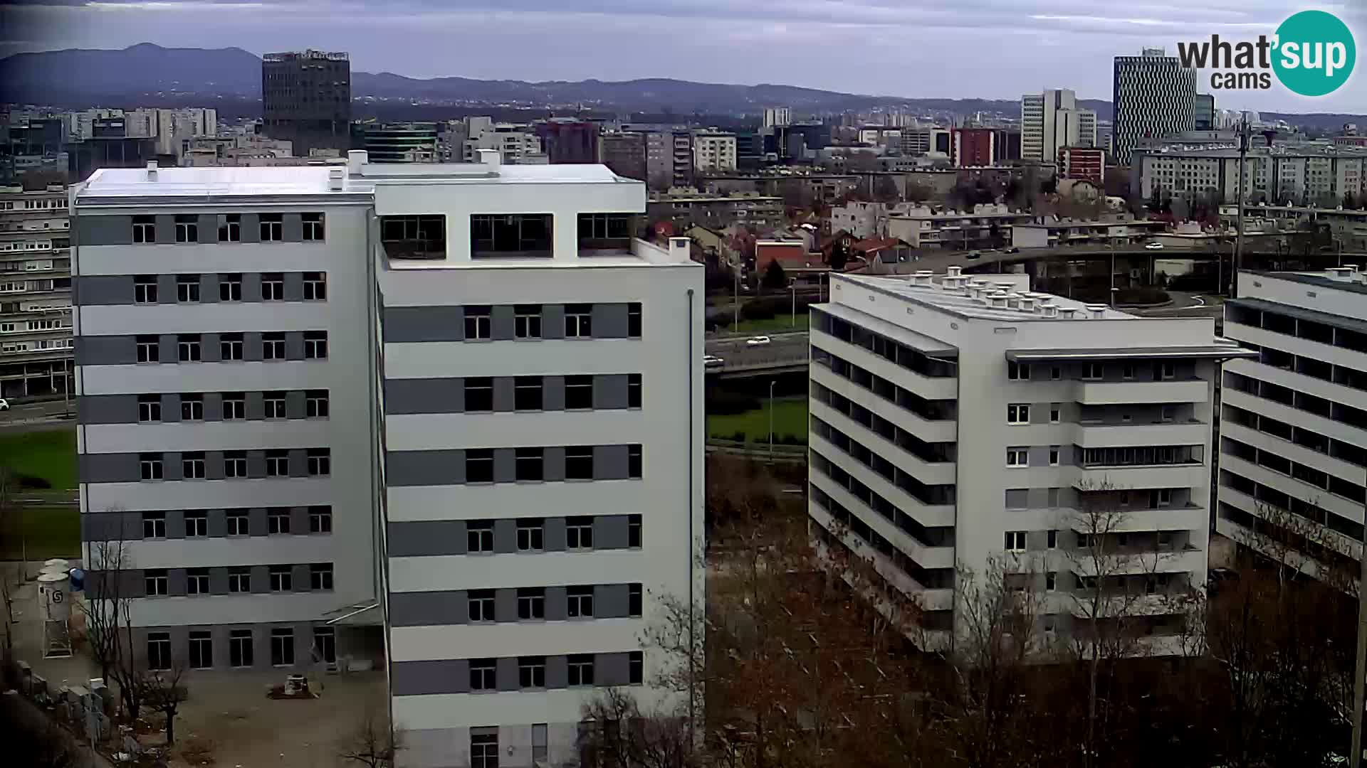 Rotatoria e incrocio viale Slavonska e Marin Držić  – webcam di Zagabria