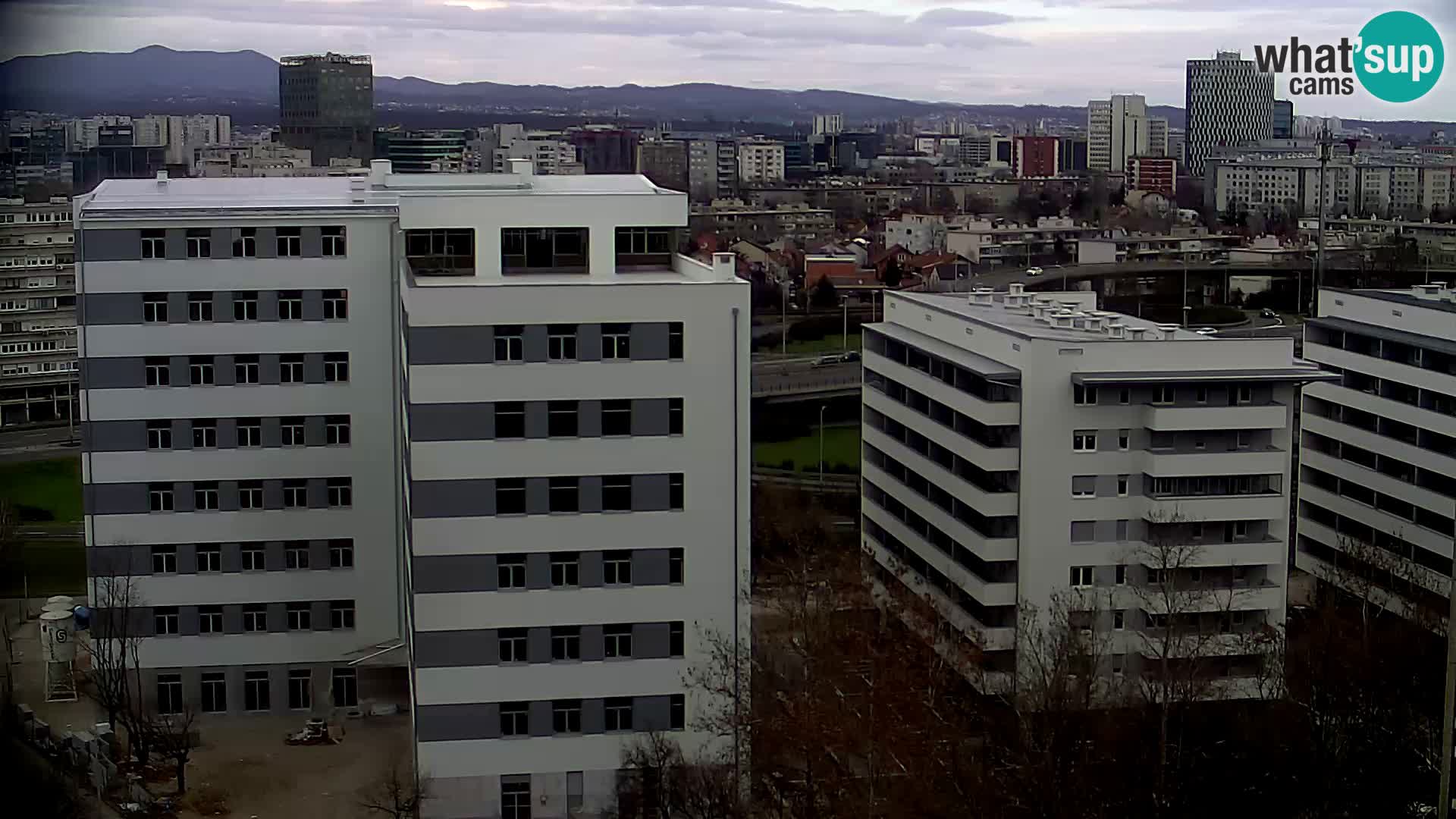 Rotatoria e incrocio viale Slavonska e Marin Držić  – webcam di Zagabria