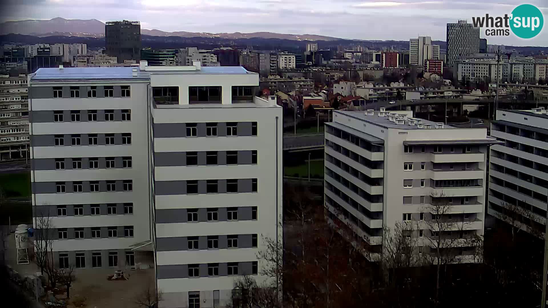 Live Interchange of Slavonska Avenue and Marin Držić Avenue in Zagreb webcam