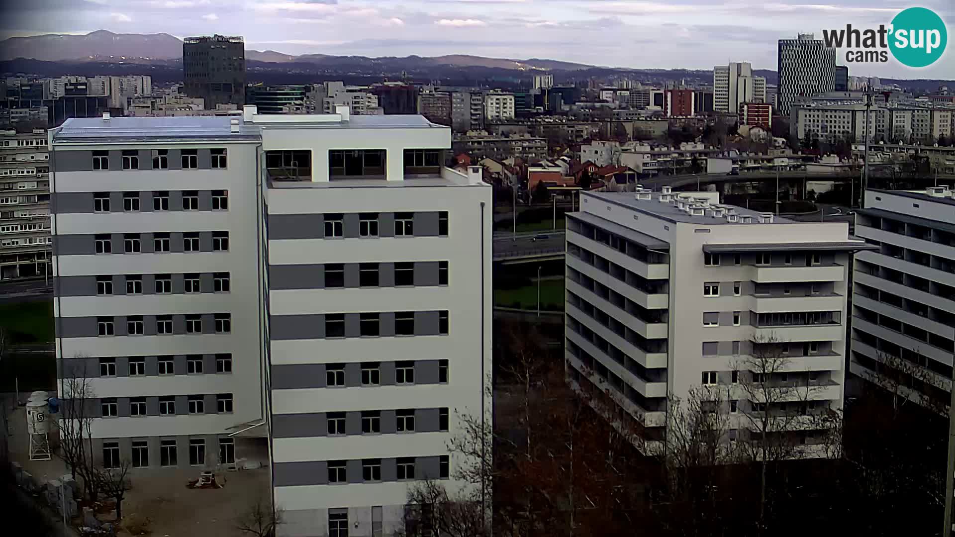 Live-Kreisverkehr Slavonska und Marin Držić Avenue zur Zagreb Webcam