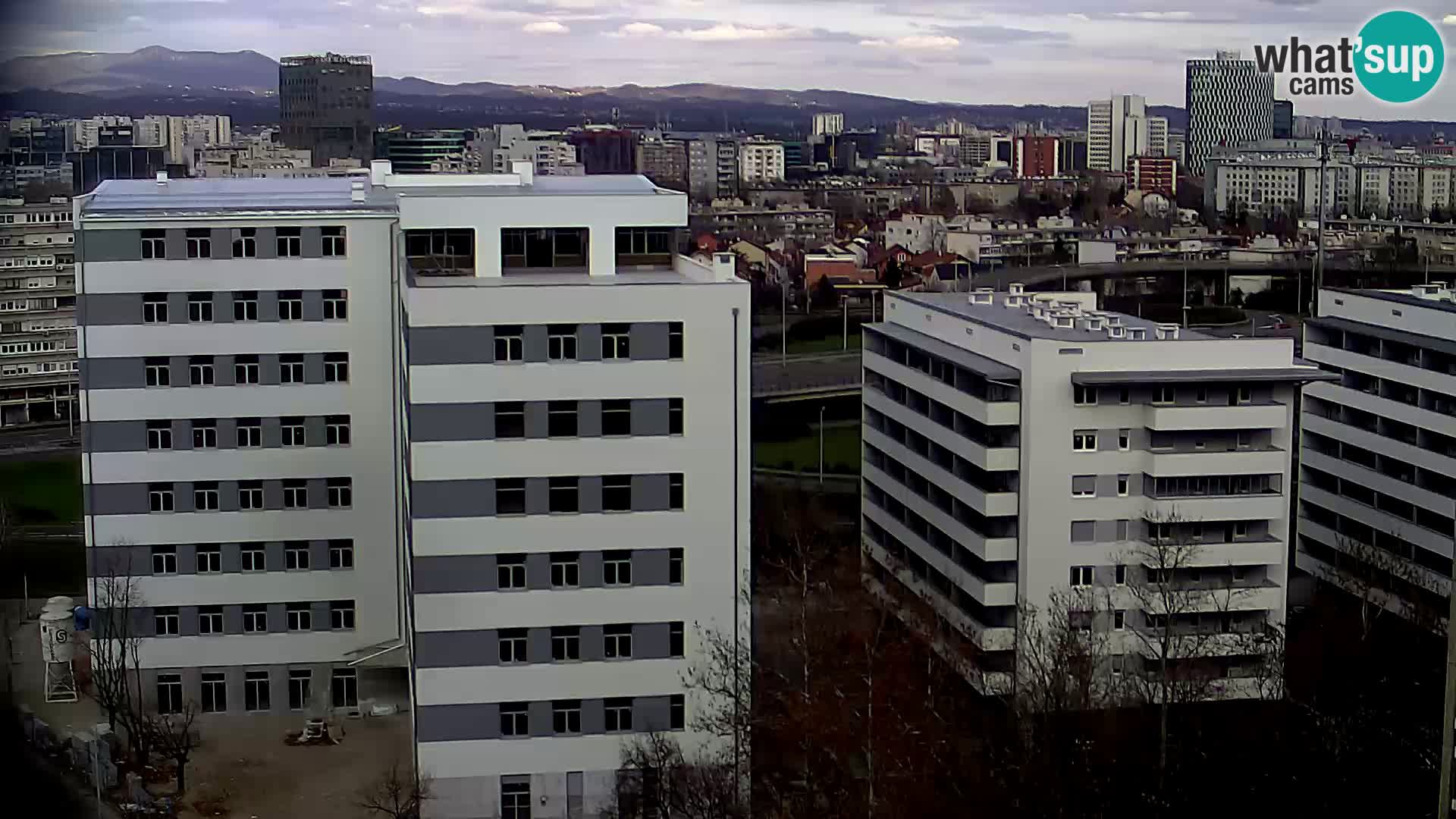 Live Interchange of Slavonska Avenue and Marin Držić Avenue in Zagreb webcam