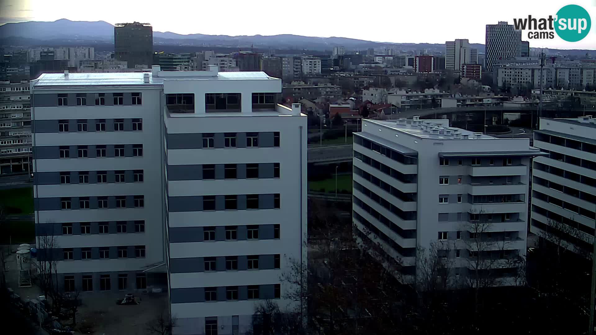 Rotatoria e incrocio viale Slavonska e Marin Držić  – webcam di Zagabria