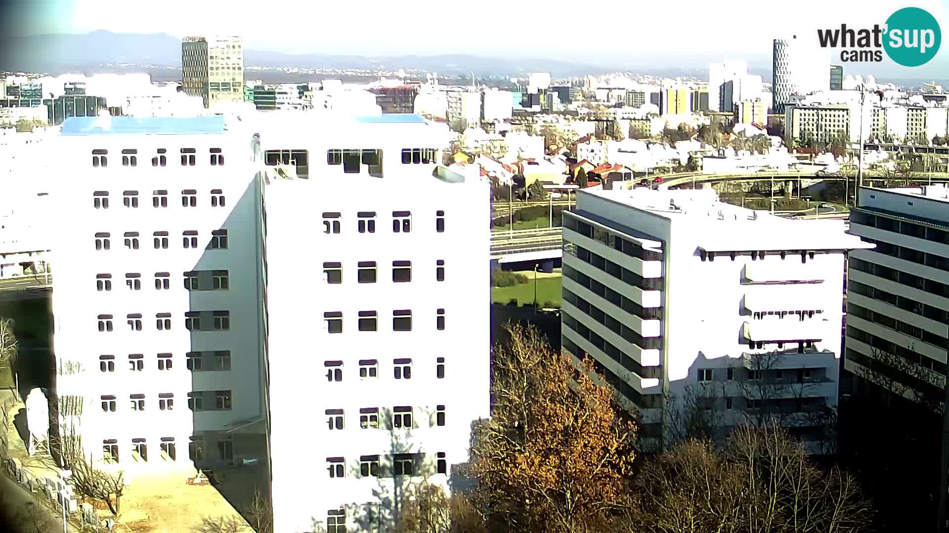 Live Interchange of Slavonska Avenue and Marin Držić Avenue in Zagreb webcam