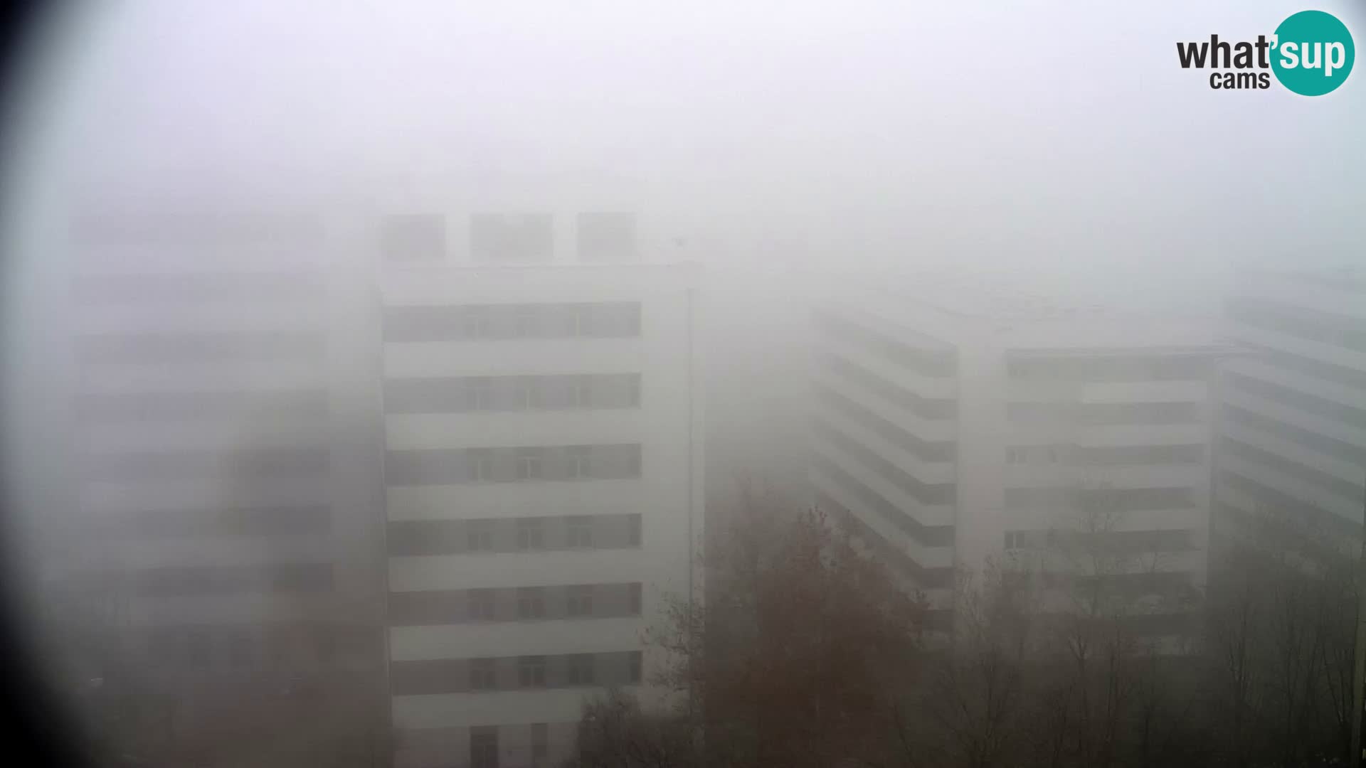 Rond-point en direct traversant les avenues Slavonska et Marin Držić à Zagreb webcam