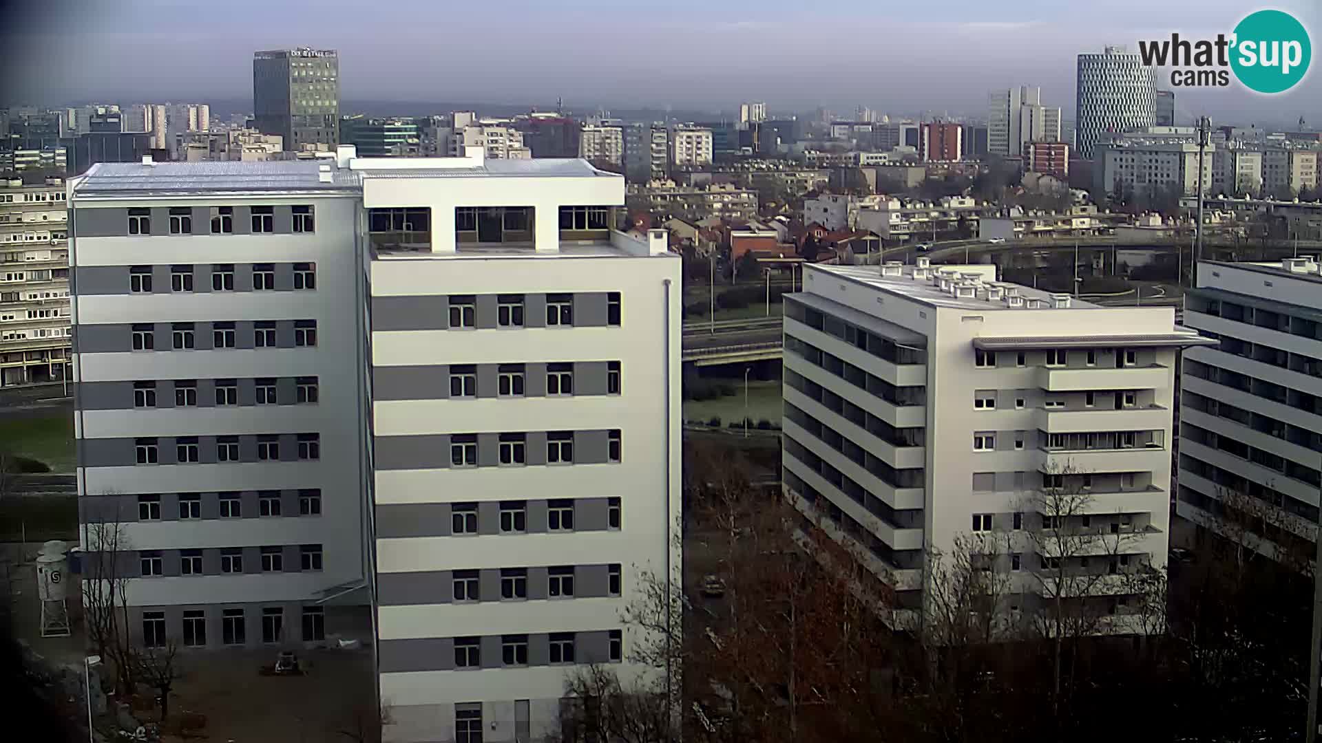 Rond-point en direct traversant les avenues Slavonska et Marin Držić à Zagreb webcam