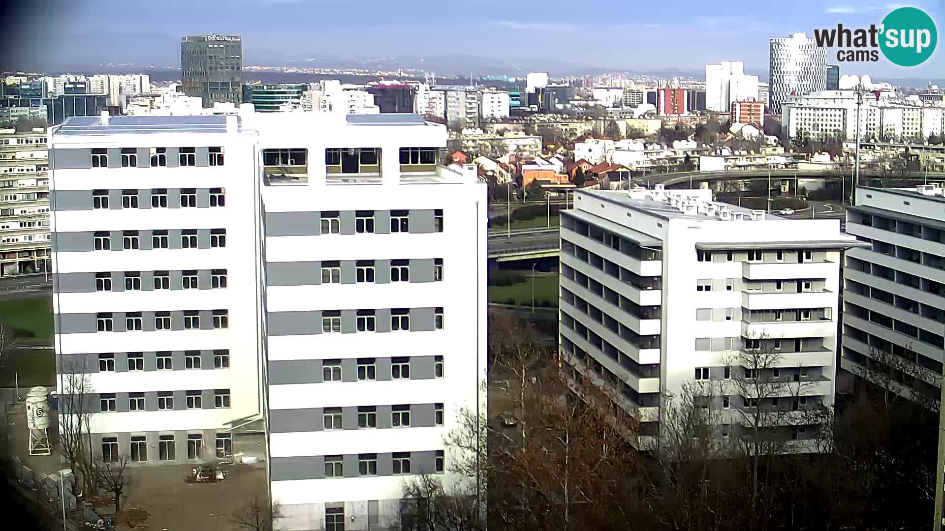 Rond-point en direct traversant les avenues Slavonska et Marin Držić à Zagreb webcam