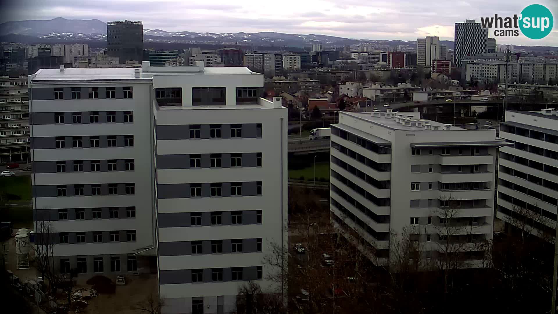 Live Interchange of Slavonska Avenue and Marin Držić Avenue in Zagreb webcam