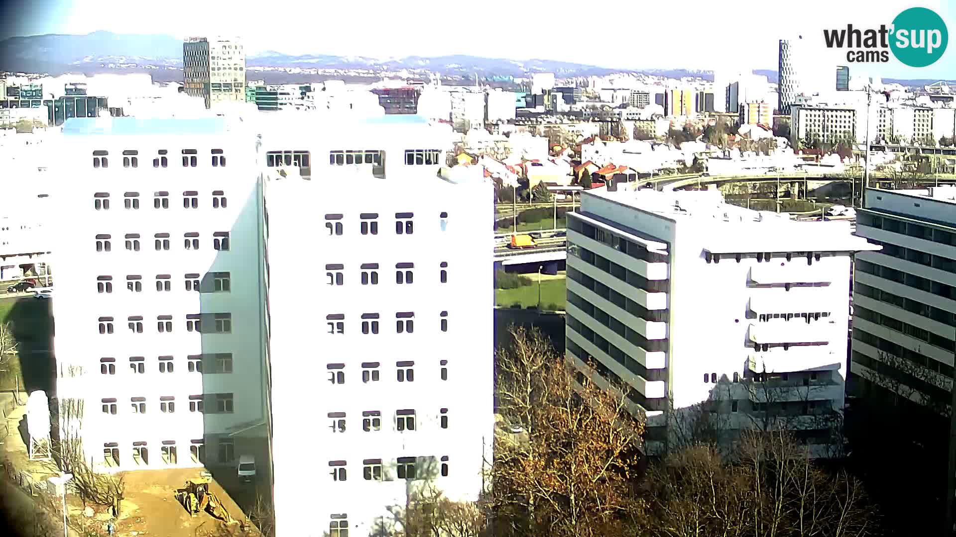 Live Interchange of Slavonska Avenue and Marin Držić Avenue in Zagreb webcam