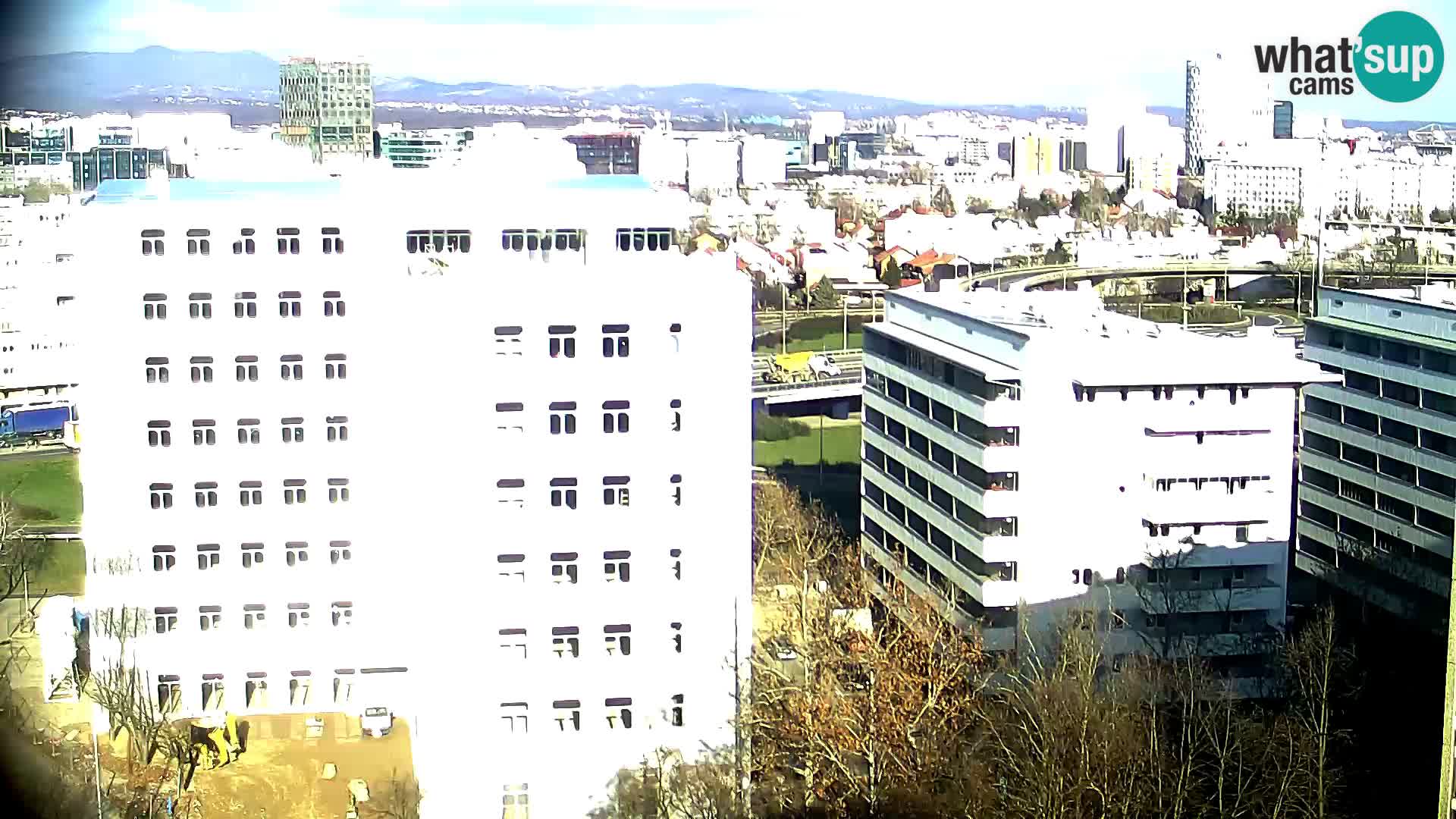 Live Interchange of Slavonska Avenue and Marin Držić Avenue in Zagreb webcam