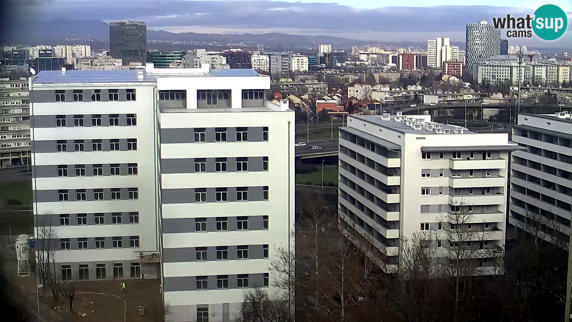 Live-Kreisverkehr Slavonska und Marin Držić Avenue zur Zagreb Webcam