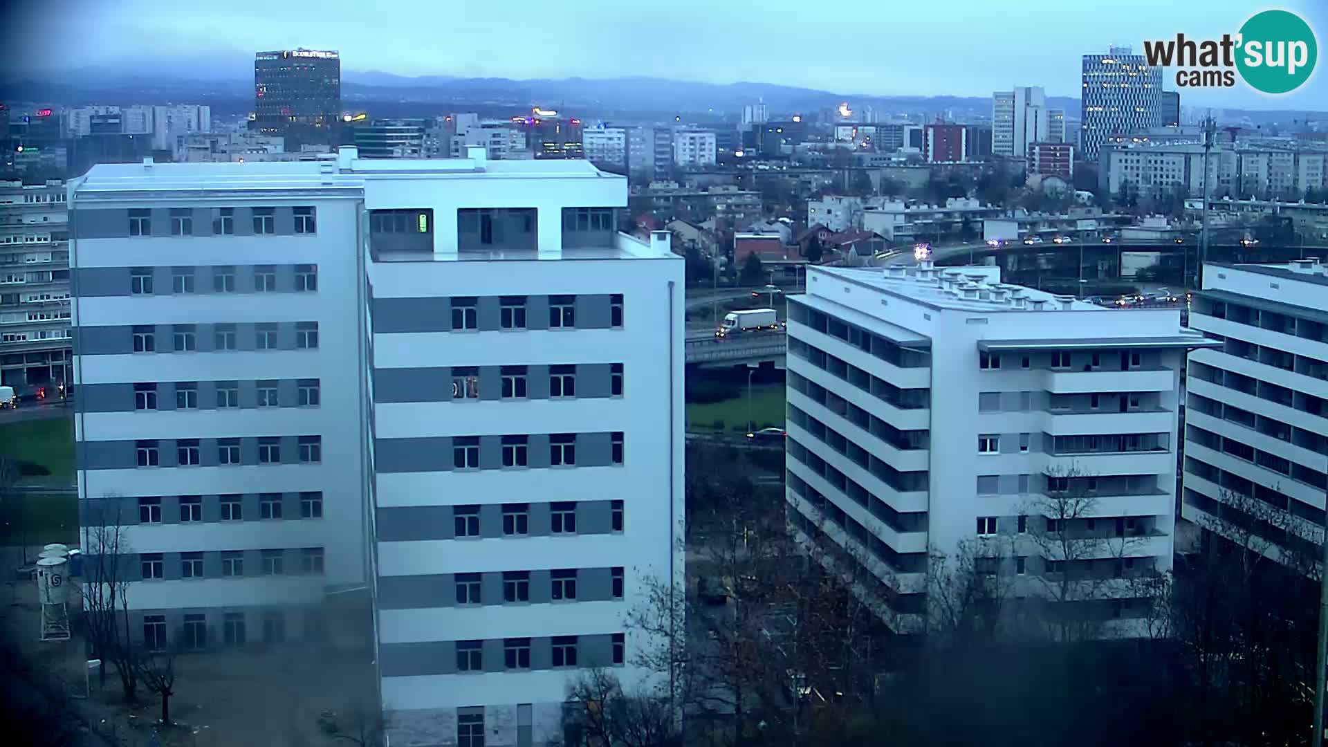 Rotatoria e incrocio viale Slavonska e Marin Držić  – webcam di Zagabria