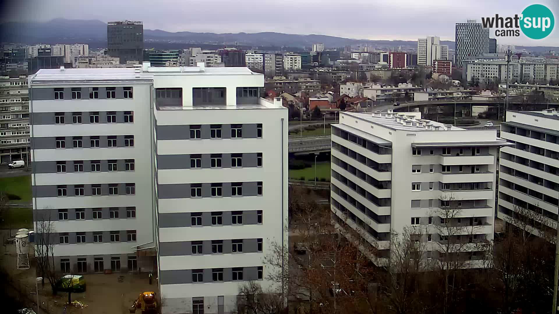 Krožišče Slavonske in Marin Držićeve ulice v Zagrebu v živo