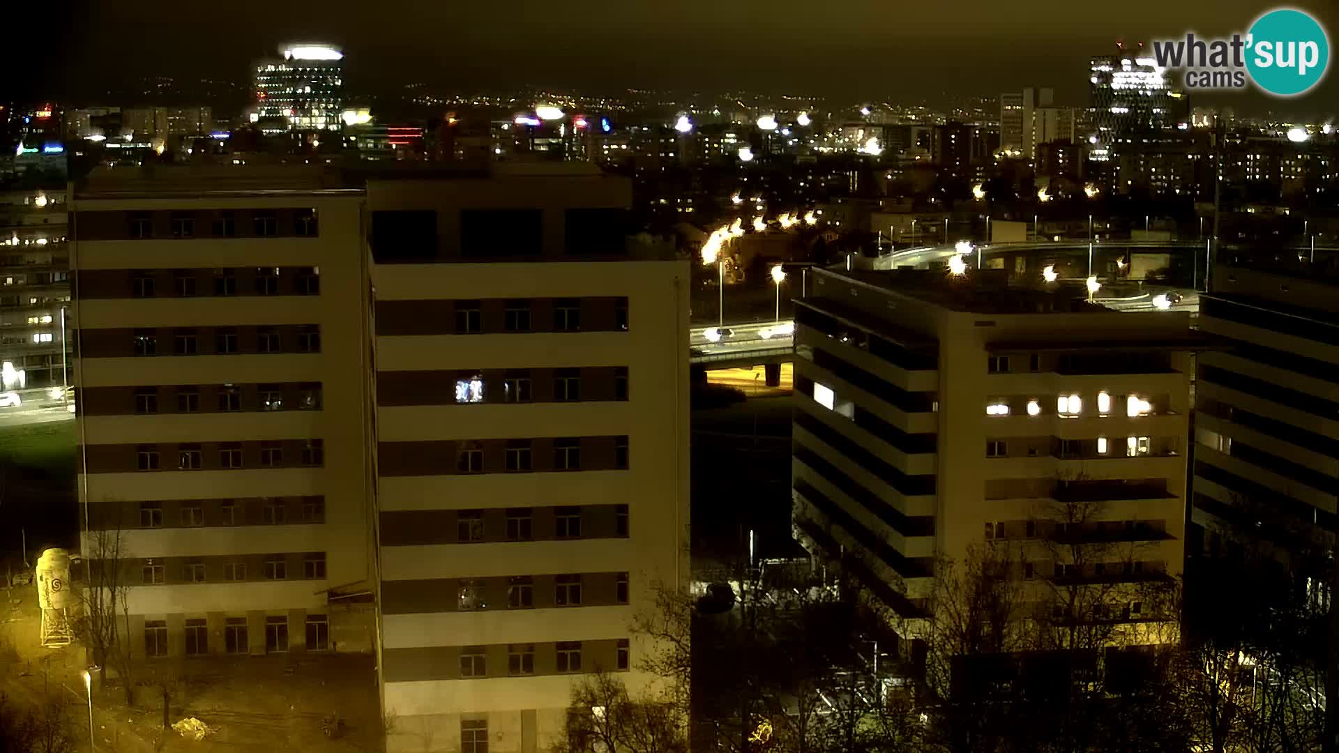 Rond-point en direct traversant les avenues Slavonska et Marin Držić à Zagreb webcam