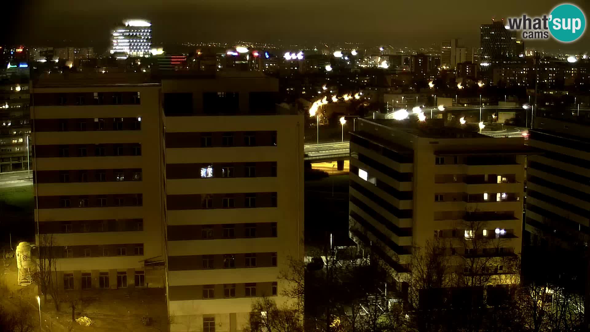 Rond-point en direct traversant les avenues Slavonska et Marin Držić à Zagreb webcam