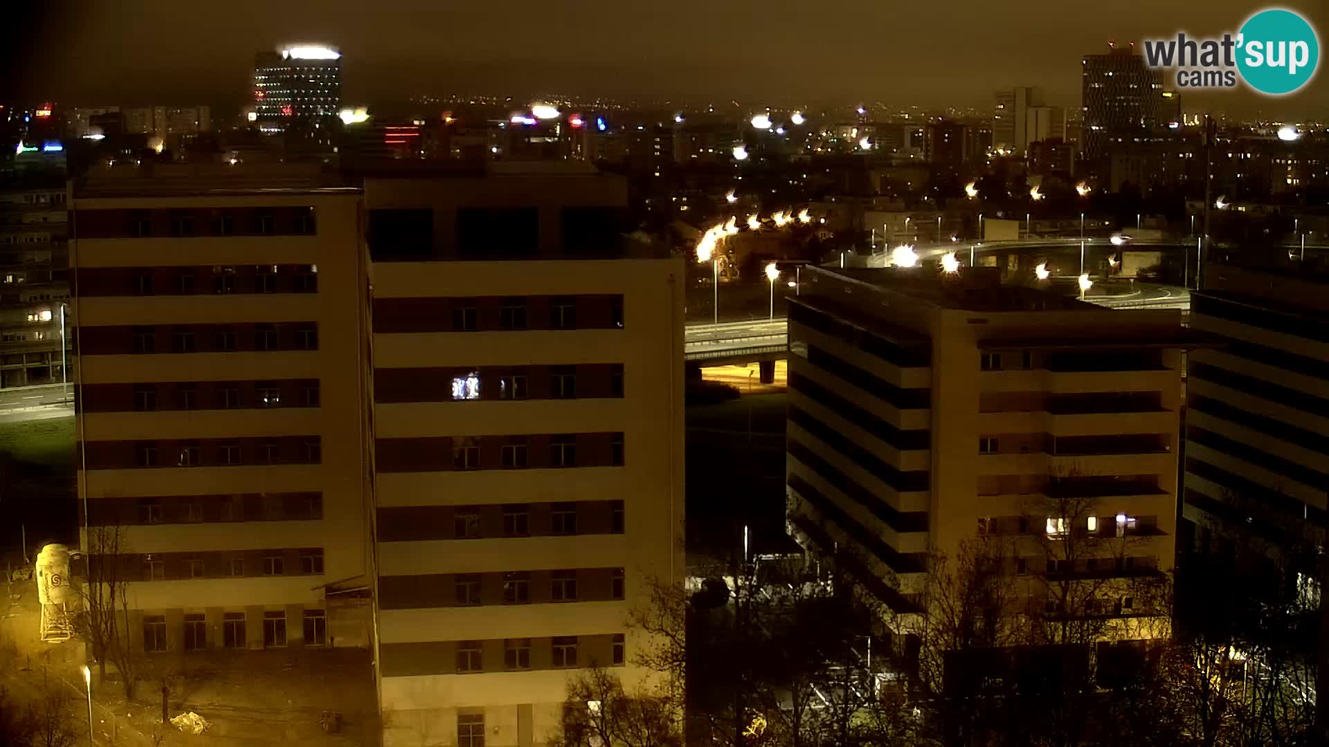 Rond-point en direct traversant les avenues Slavonska et Marin Držić à Zagreb webcam