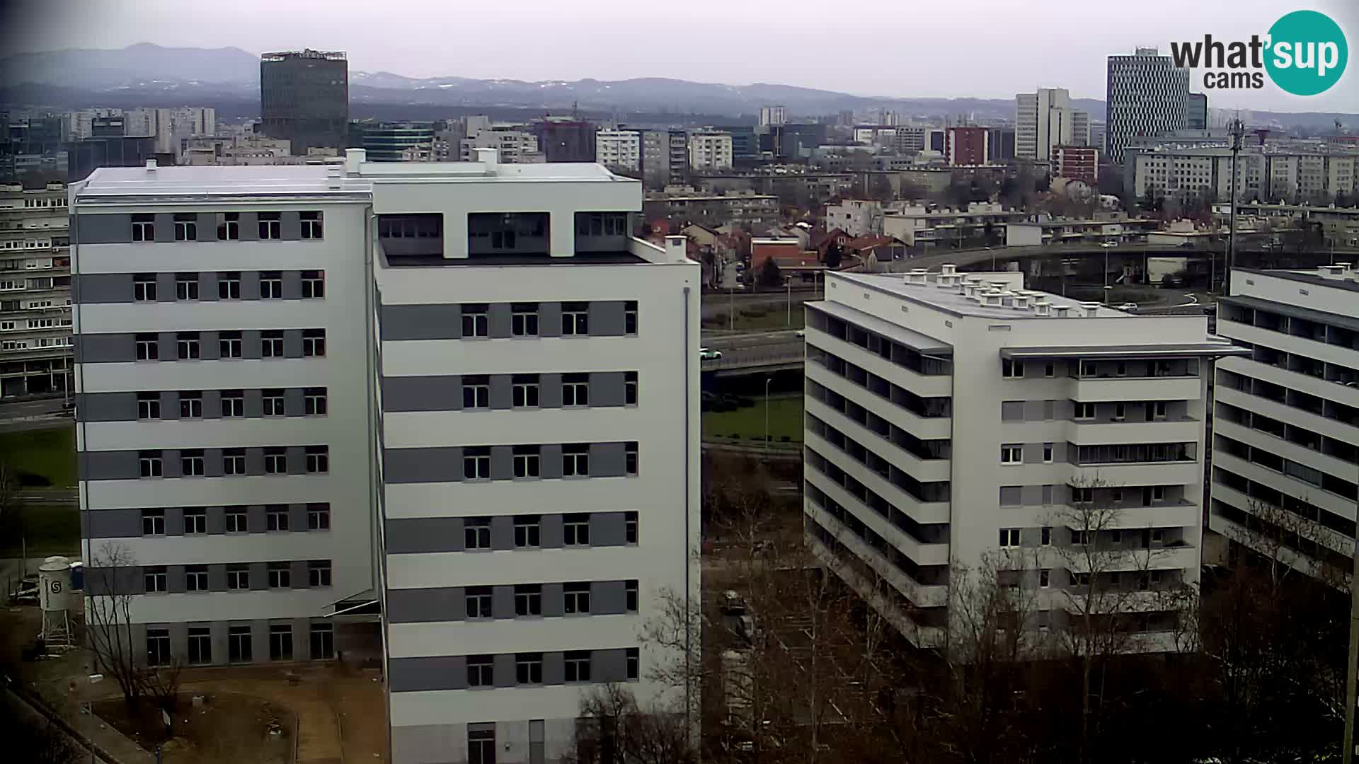 Rotatoria e incrocio viale Slavonska e Marin Držić  – webcam di Zagabria