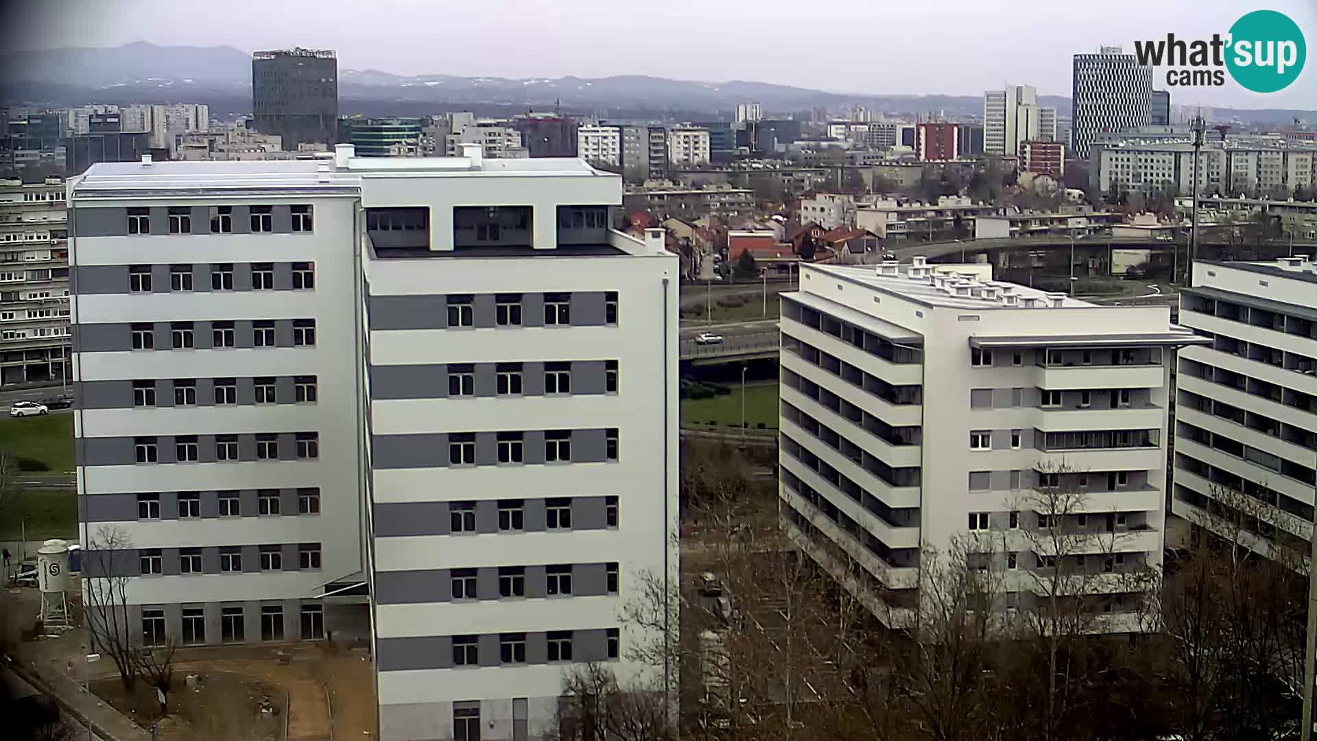 Rotatoria e incrocio viale Slavonska e Marin Držić  – webcam di Zagabria