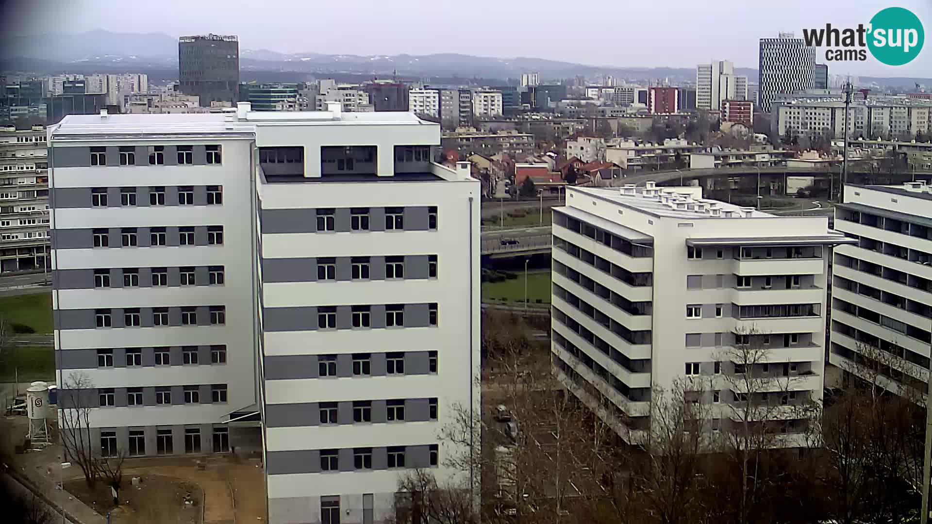 Live-Kreisverkehr Slavonska und Marin Držić Avenue zur Zagreb Webcam