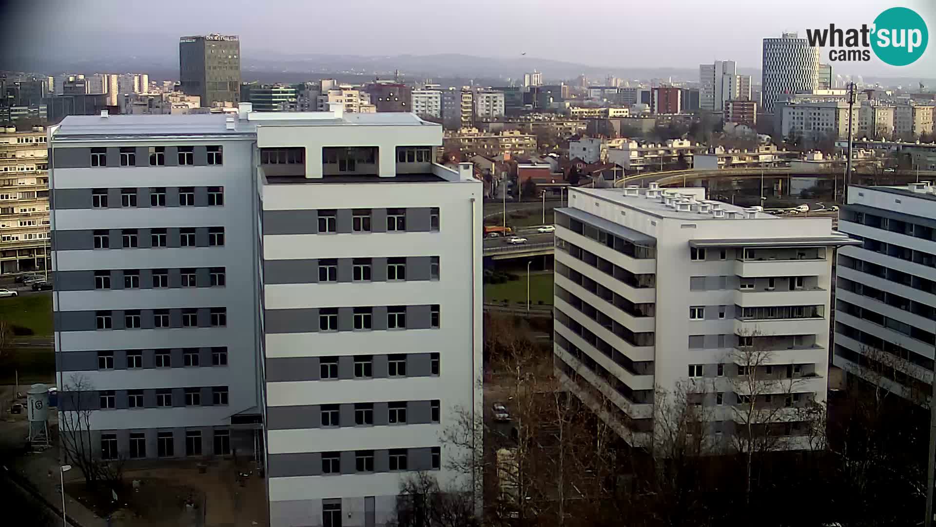 Live Interchange of Slavonska Avenue and Marin Držić Avenue in Zagreb webcam