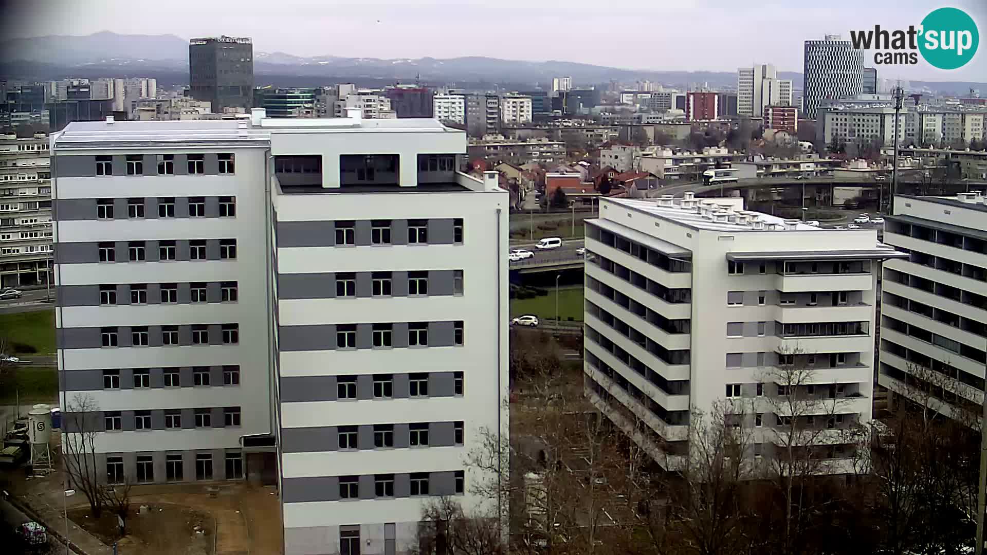 Rotatoria e incrocio viale Slavonska e Marin Držić  – webcam di Zagabria