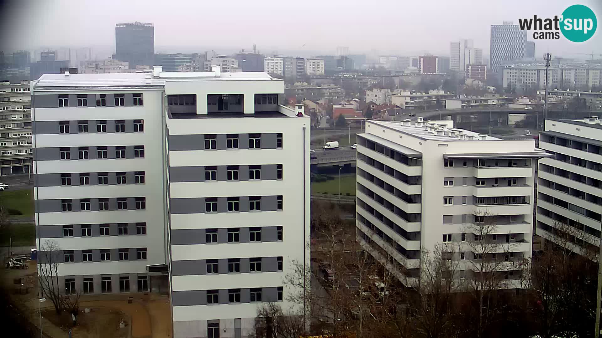 Rond-point en direct traversant les avenues Slavonska et Marin Držić à Zagreb webcam