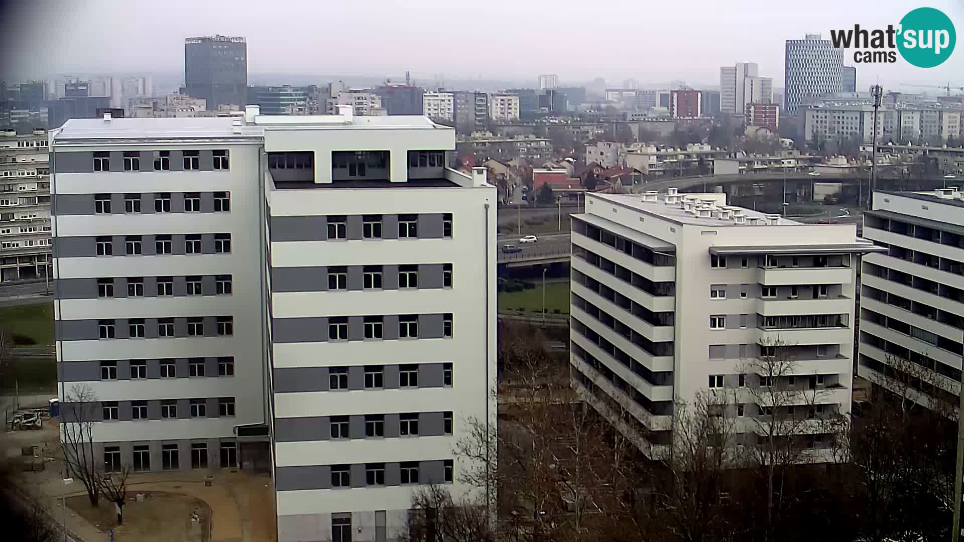 Rond-point en direct traversant les avenues Slavonska et Marin Držić à Zagreb webcam