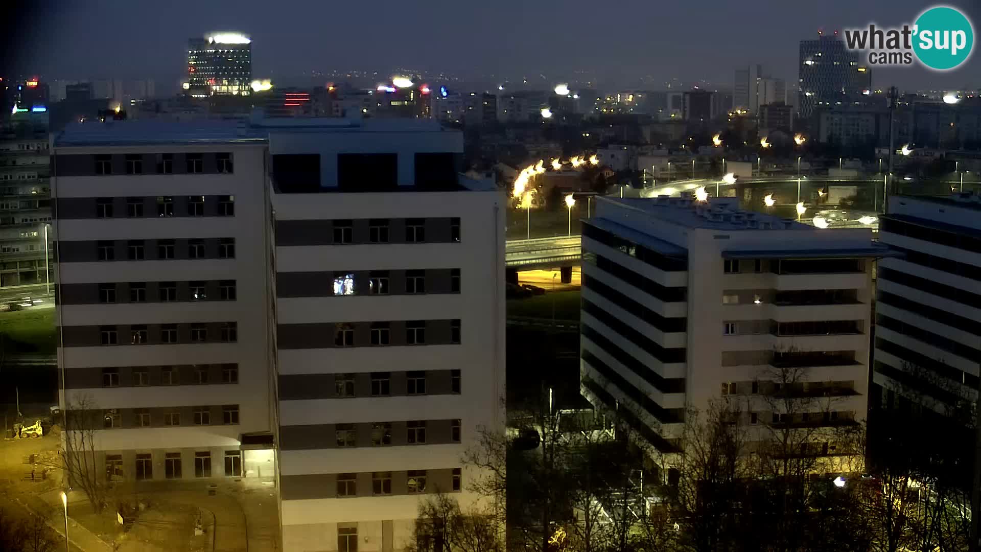 Live-Kreisverkehr Slavonska und Marin Držić Avenue zur Zagreb Webcam