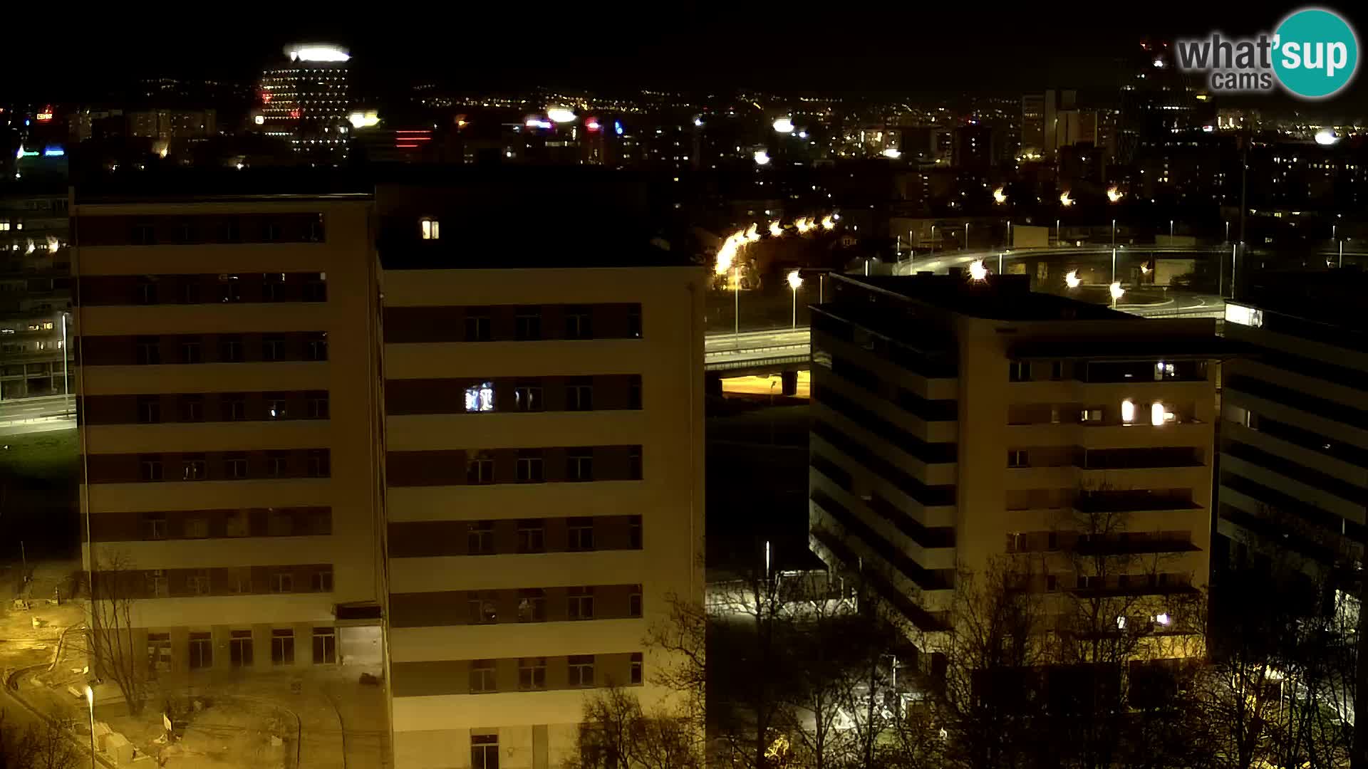 Rond-point en direct traversant les avenues Slavonska et Marin Držić à Zagreb webcam