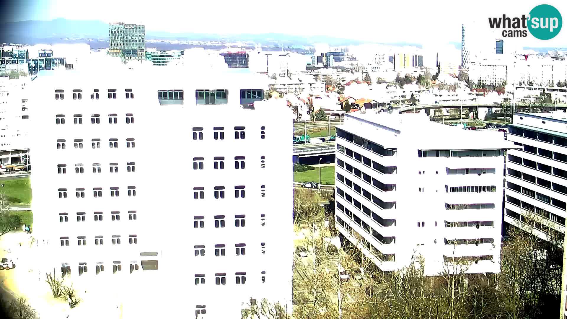 Live Interchange of Slavonska Avenue and Marin Držić Avenue in Zagreb webcam