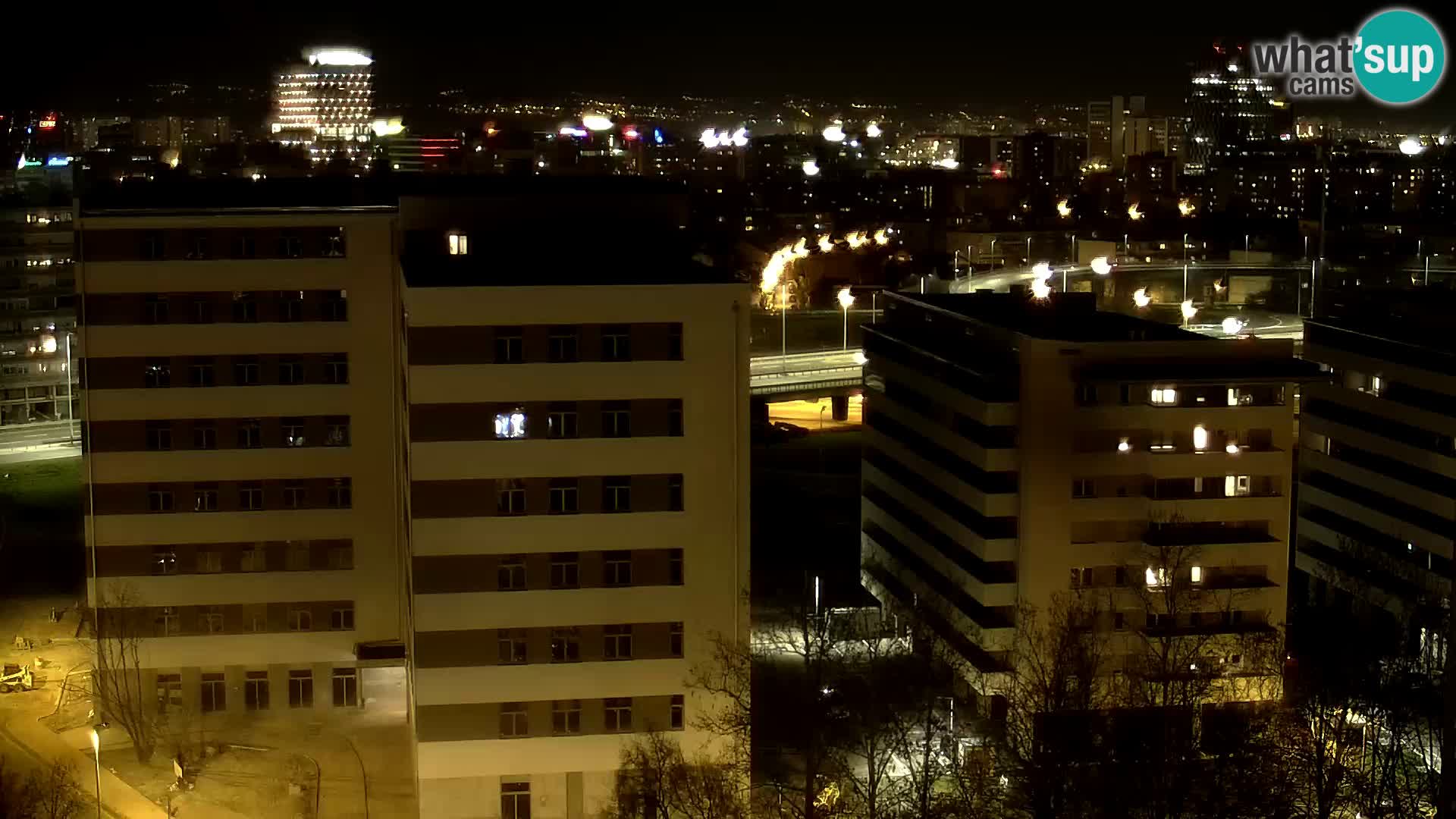 Rond-point en direct traversant les avenues Slavonska et Marin Držić à Zagreb webcam