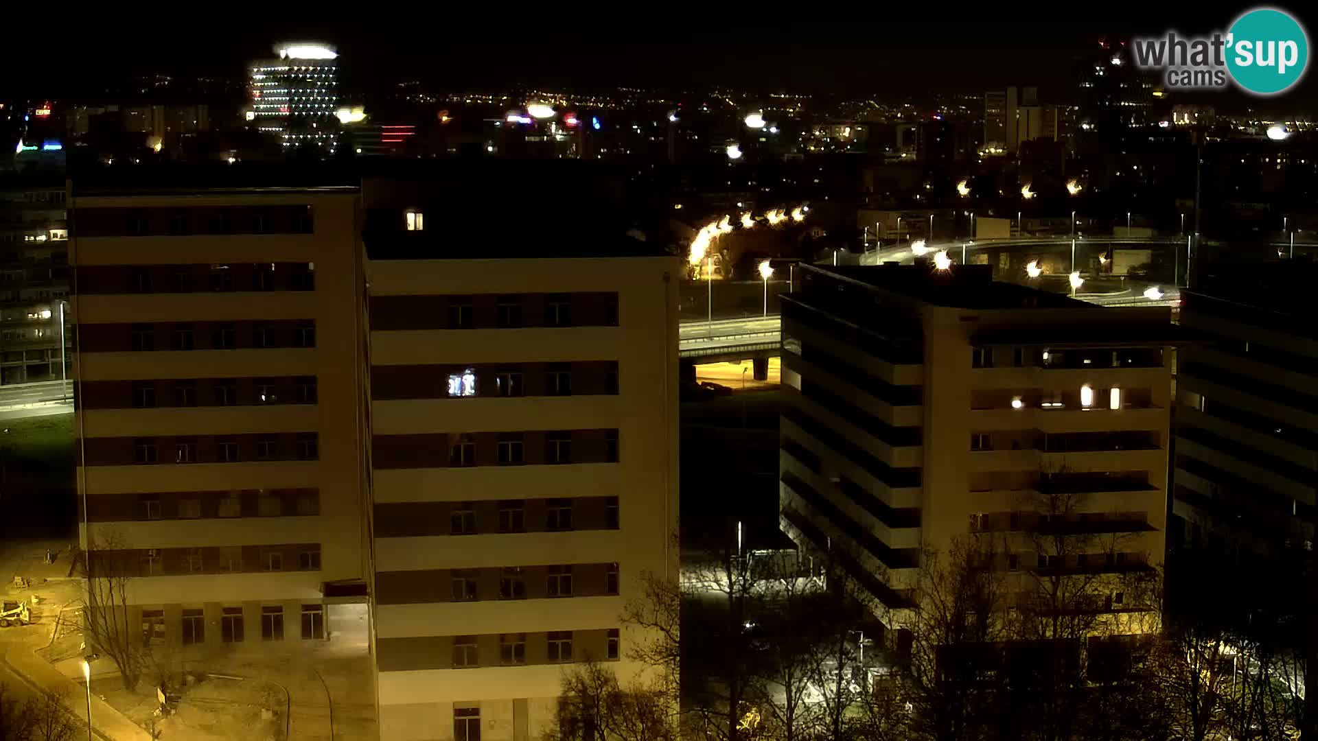 Rond-point en direct traversant les avenues Slavonska et Marin Držić à Zagreb webcam