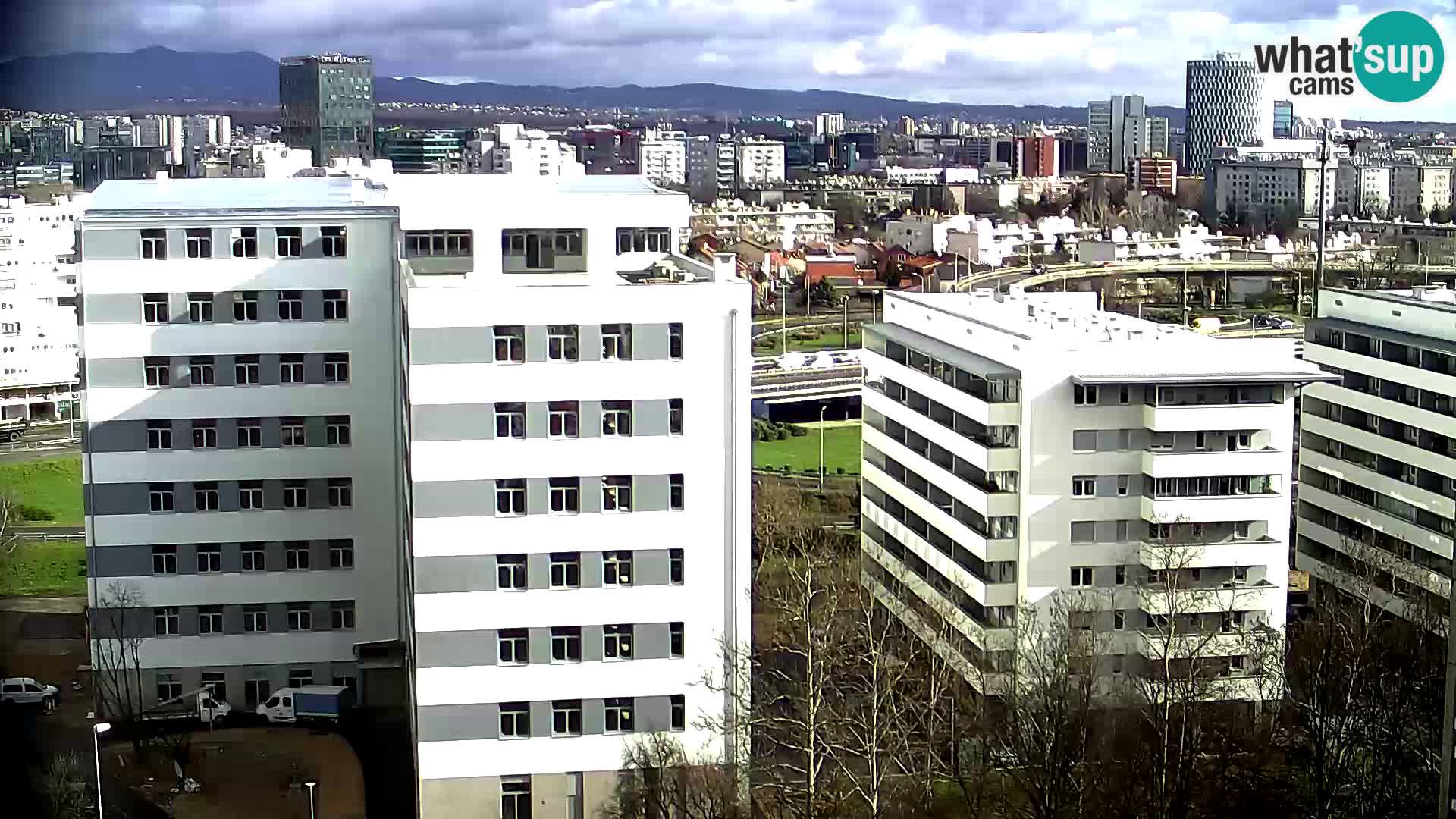 Rotatoria e incrocio viale Slavonska e Marin Držić  – webcam di Zagabria