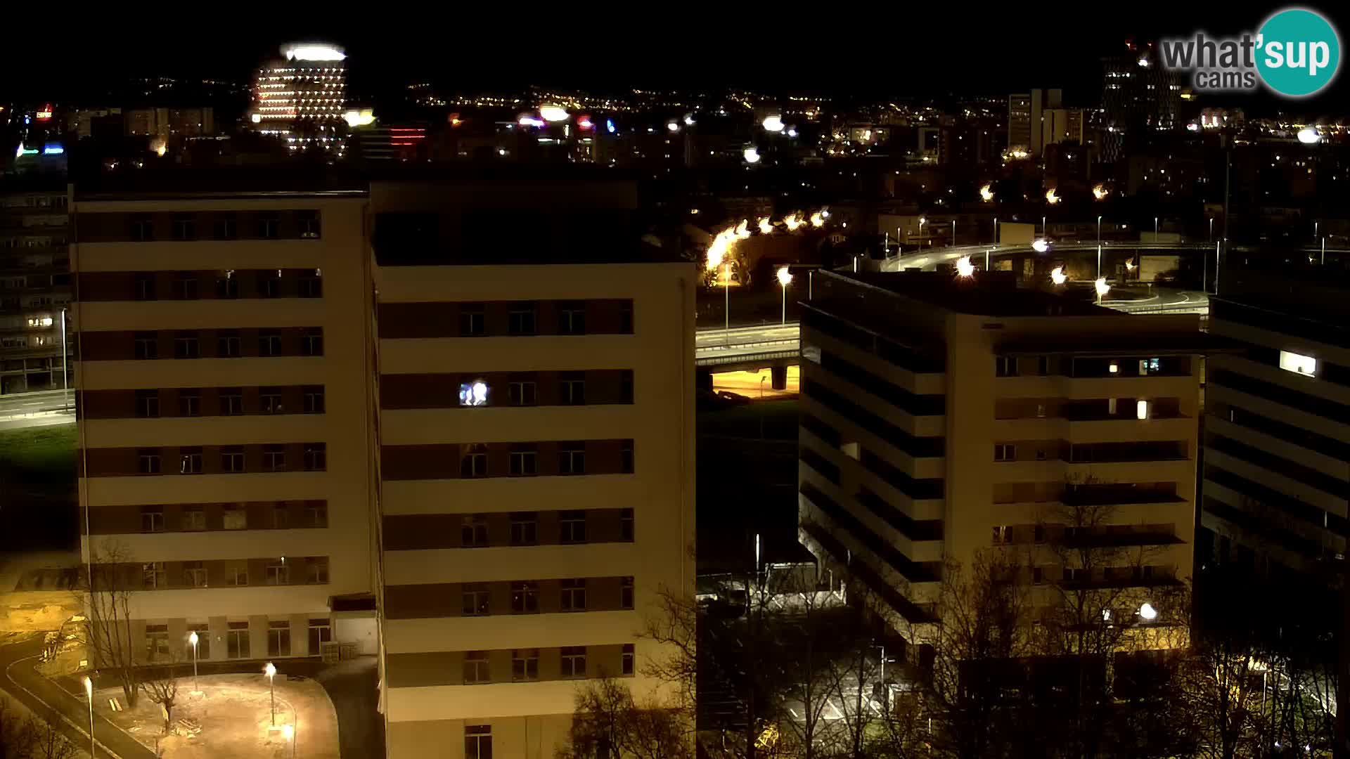 Live-Kreisverkehr Slavonska und Marin Držić Avenue zur Zagreb Webcam