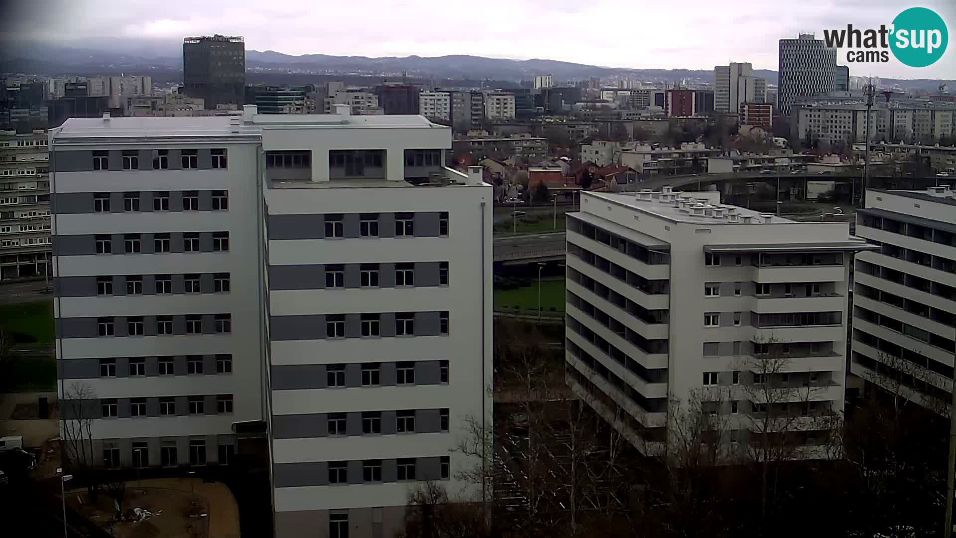 Live Interchange of Slavonska Avenue and Marin Držić Avenue in Zagreb webcam