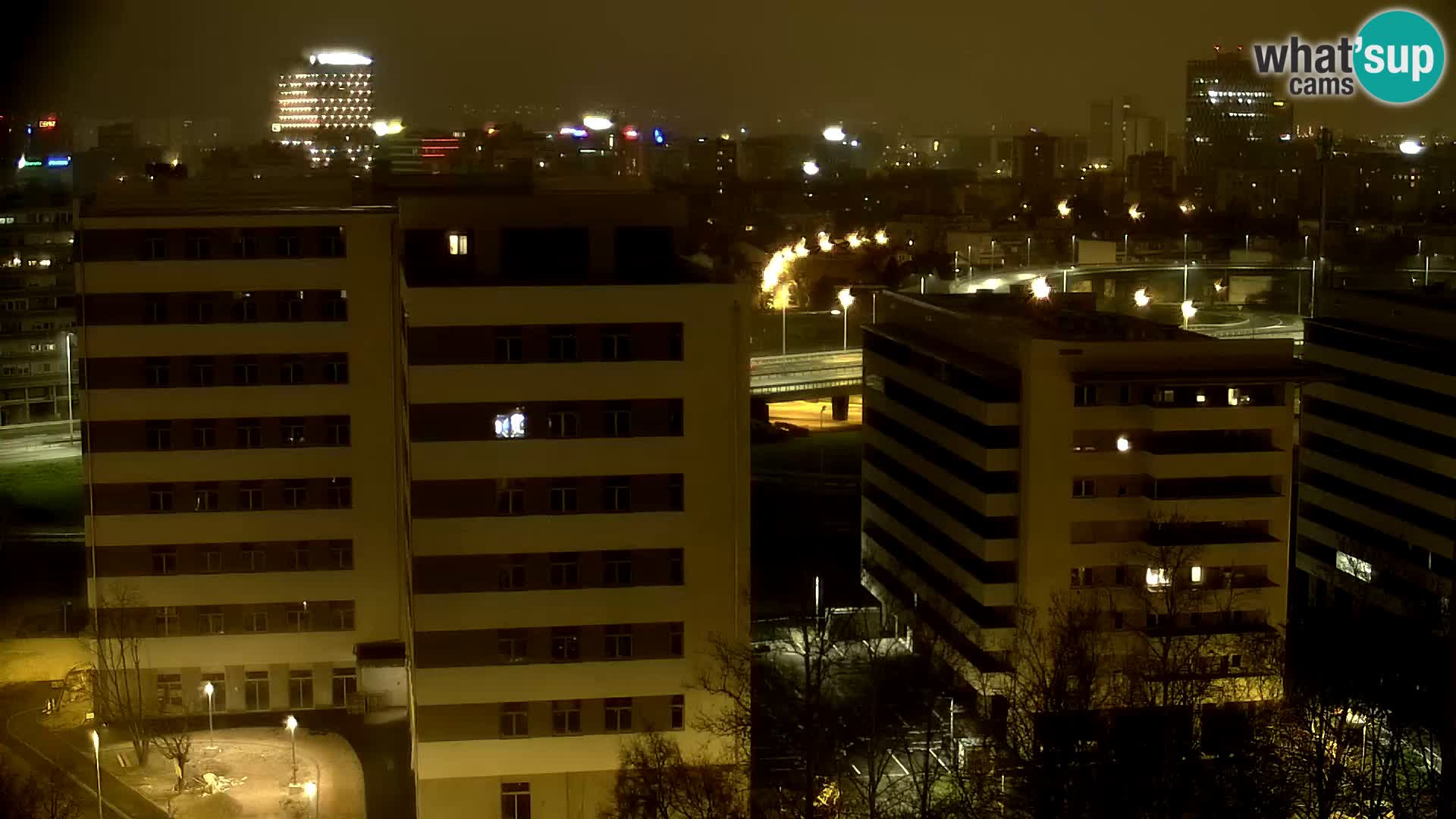 Rond-point en direct traversant les avenues Slavonska et Marin Držić à Zagreb webcam