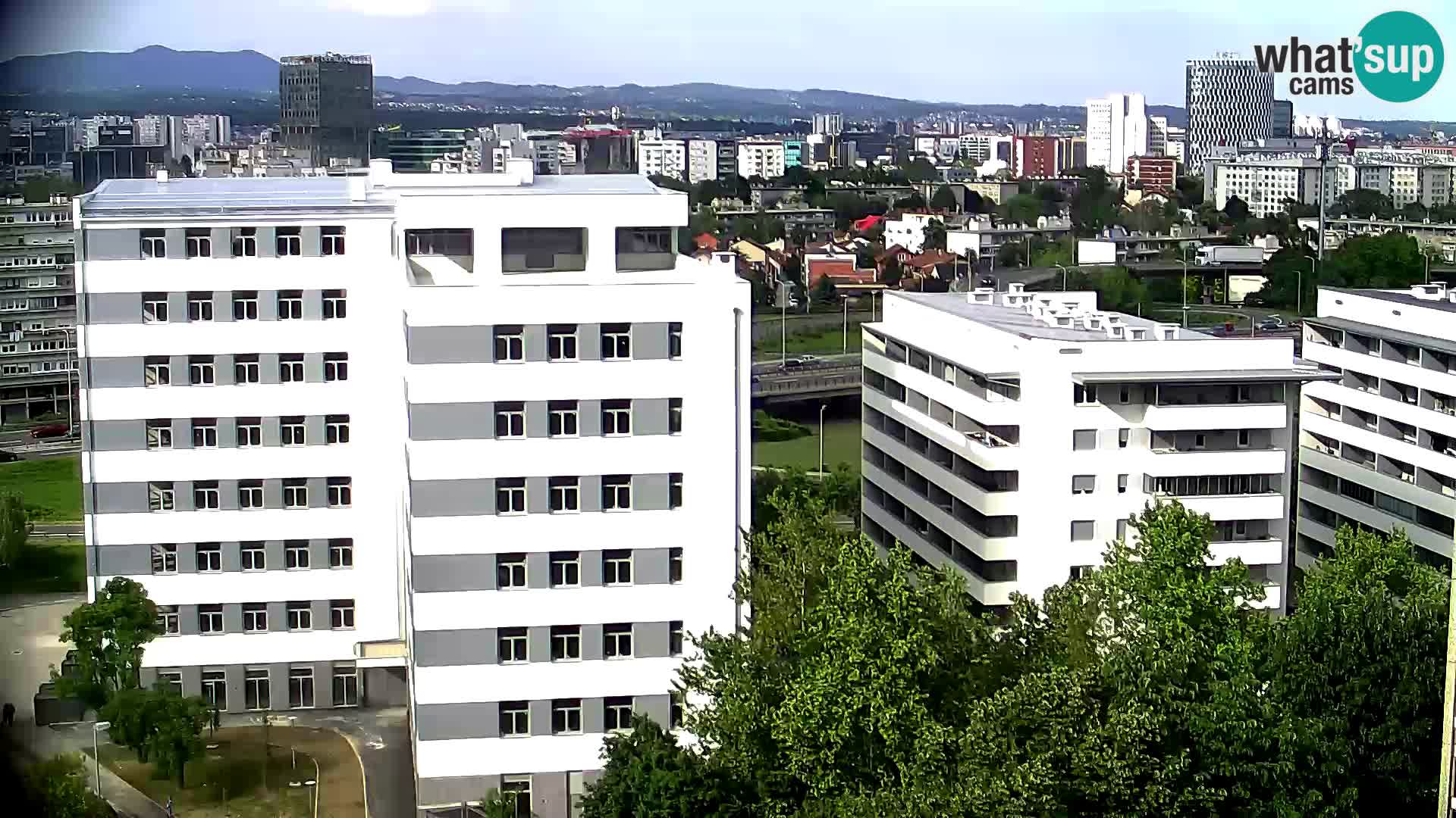 Live Interchange of Slavonska Avenue and Marin Držić Avenue in Zagreb webcam