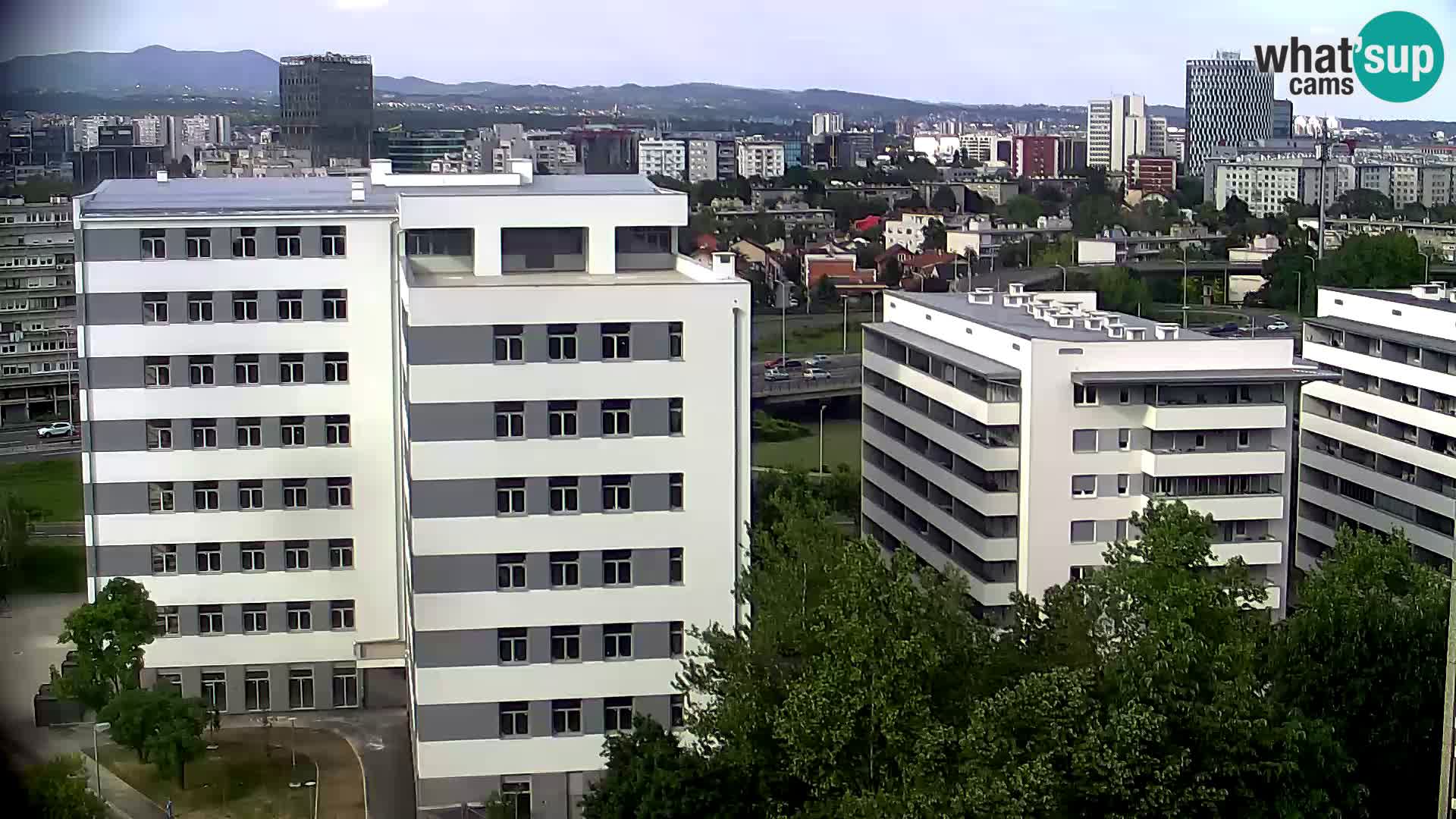 Live Interchange of Slavonska Avenue and Marin Držić Avenue in Zagreb webcam