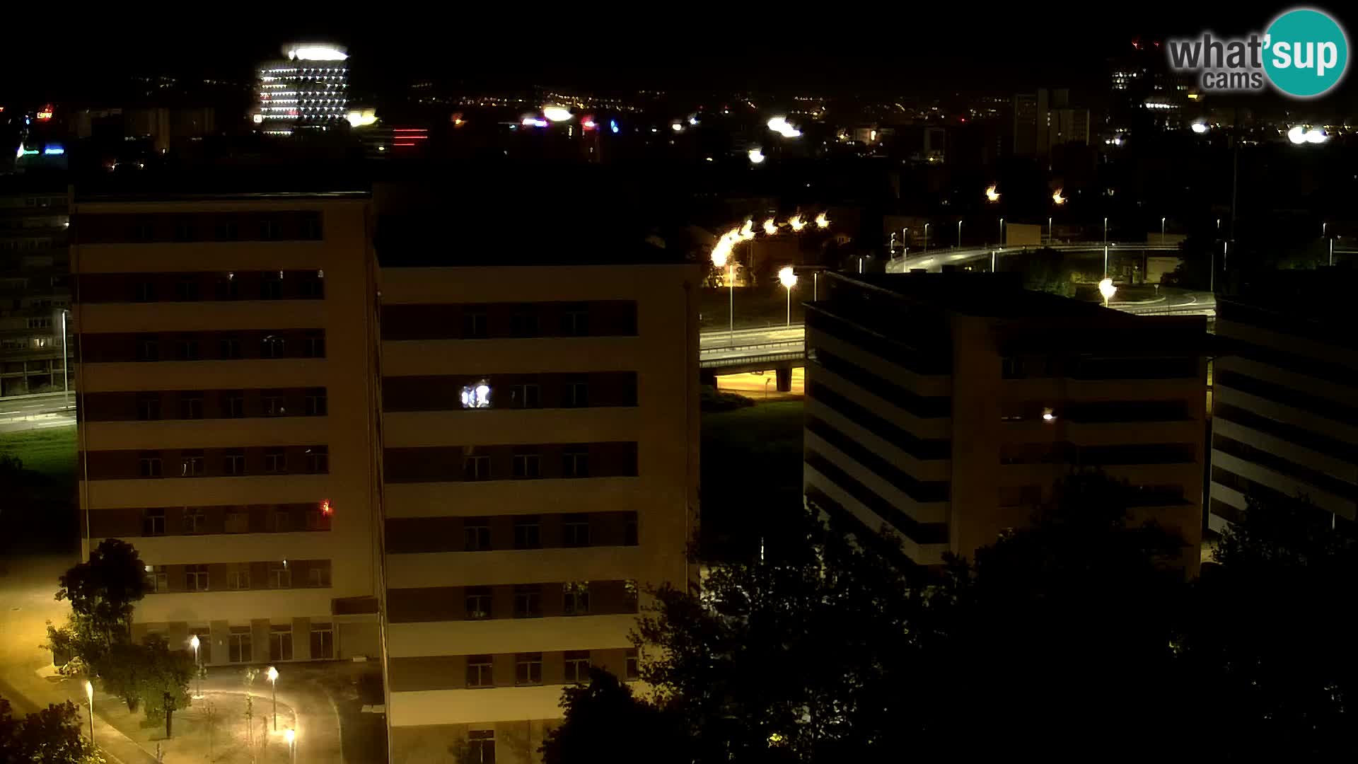 Live-Kreisverkehr Slavonska und Marin Držić Avenue zur Zagreb Webcam