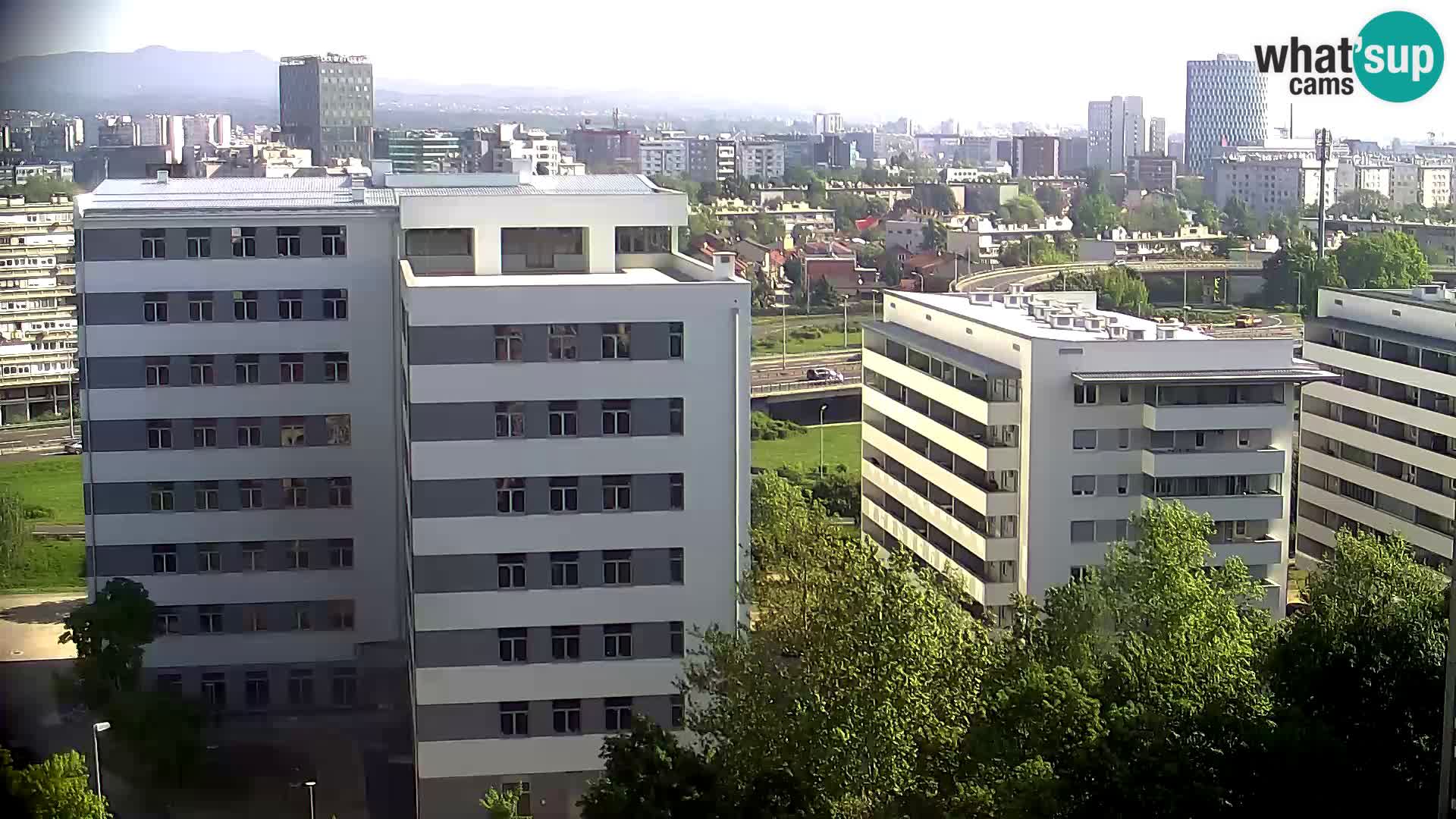 Live Interchange of Slavonska Avenue and Marin Držić Avenue in Zagreb webcam