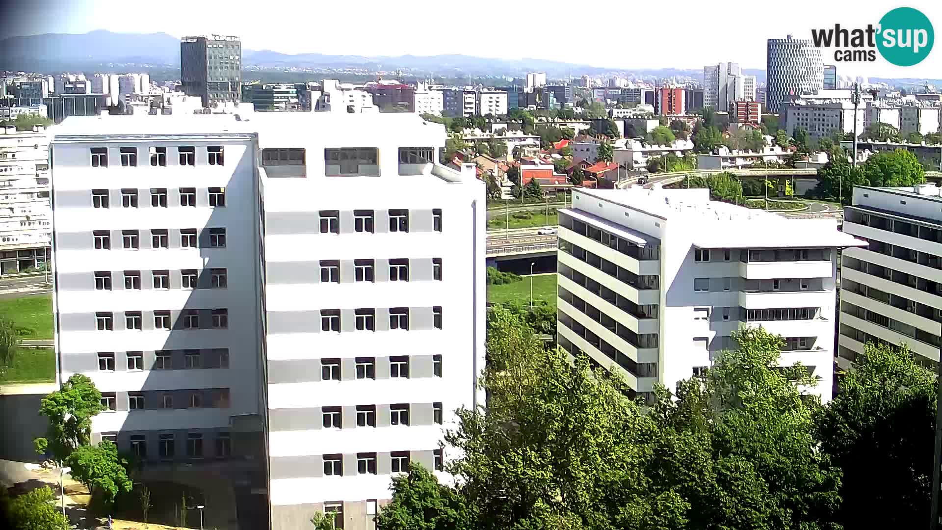 Live Interchange of Slavonska Avenue and Marin Držić Avenue in Zagreb webcam