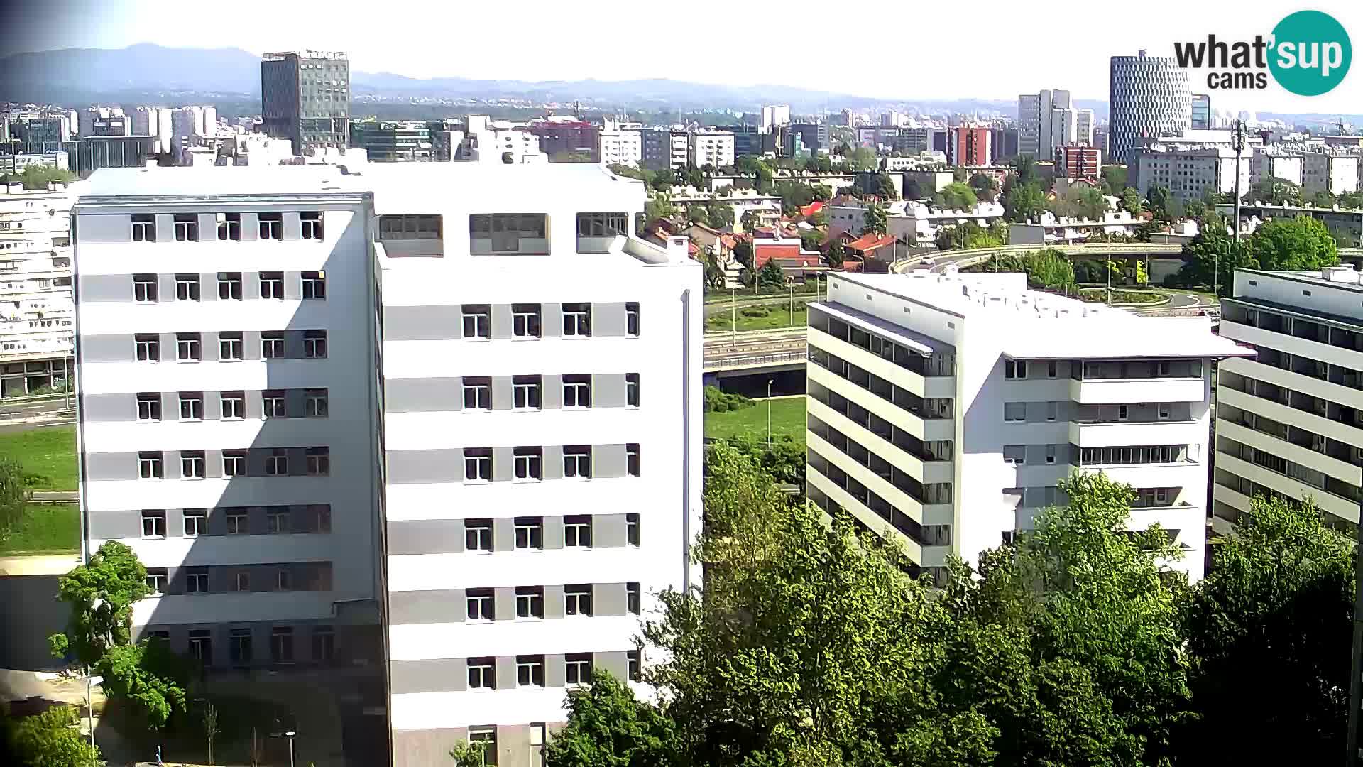 Rotatoria e incrocio viale Slavonska e Marin Držić  – webcam di Zagabria