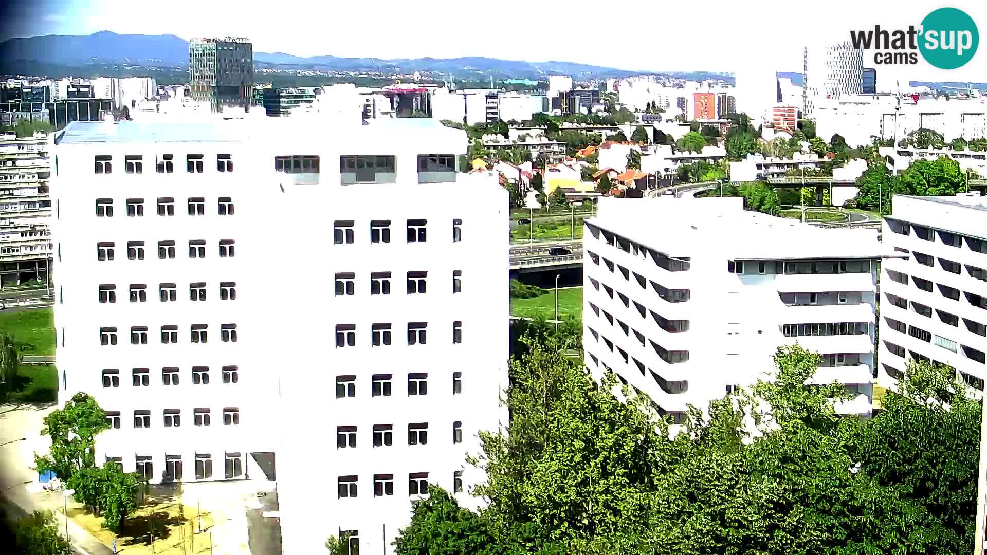 Krožišče Slavonske in Marin Držićeve ulice v Zagrebu v živo