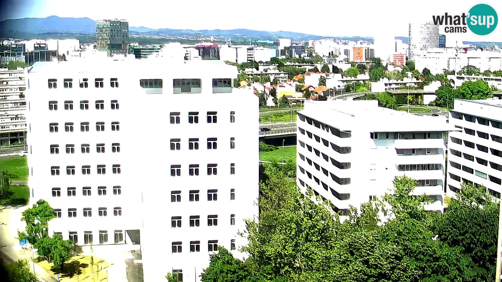 Rotatoria e incrocio viale Slavonska e Marin Držić  – webcam di Zagabria