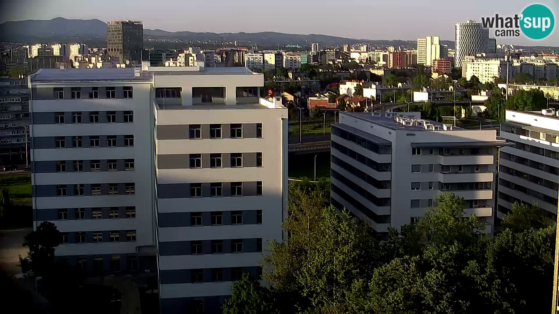 Krožišče Slavonske in Marin Držićeve ulice v Zagrebu v živo