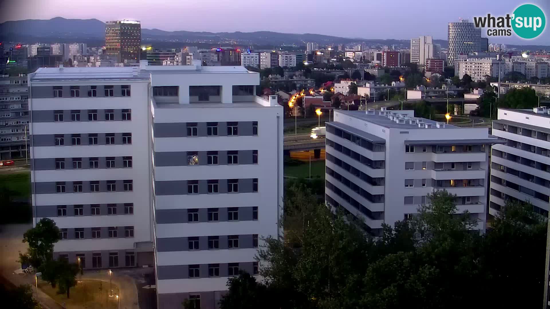 Rotatoria e incrocio viale Slavonska e Marin Držić  – webcam di Zagabria